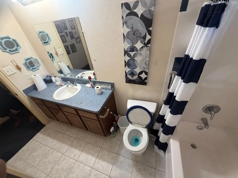 Single Family Residence For Sale in Dallas County , 918 Bayonne Street, Dallas, Texas 75212, 3 Bedroom, 2 Bathroom, 1 Garage spaces, 1,168 Sqft, built in 2009, mls#21387374, Real Estate Agent in Dallas, Homes For Sale in Dallas county, Homes For Sale in Dallas, Realtor in Dallas Texas, Real Estate Brokerage Independent Realty Texas, Luminita Cordes Realtor