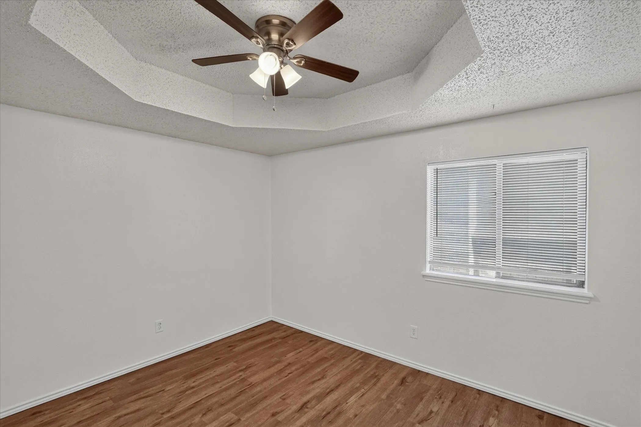 Condominium For Rent in Dallas County , 210 Rolston Road 2, Irving, Texas 75060, 2 Bedroom, 2 Bathroom, Garage spaces, 1,072 Sqft, built in 1983, mls#21386802, Real Estate Agent in Irving, Homes For Rent in Dallas county, Homes For Rent in Irving, Realtor in Irving Texas, Real Estate Brokerage Independent Realty Texas, Luminita Cordes Realtor