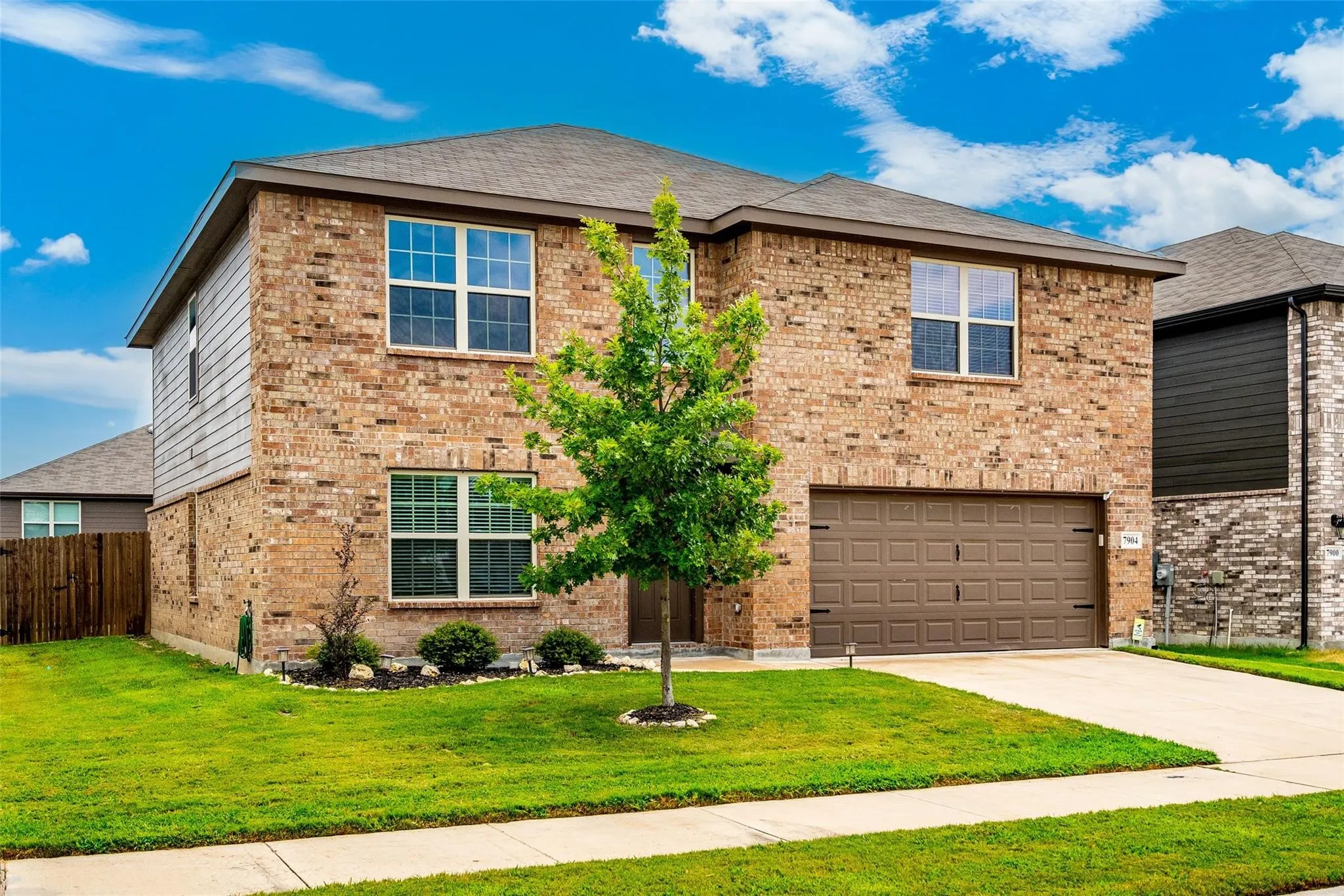Single Family Residence For Rent in Tarrant County , 7904 Schooner Drive, Fort Worth, Texas 76179, 4 Bedroom, 3 Bathroom, 2 Garage spaces, 2,389 Sqft, built in 2022, mls#21386865, Real Estate Agent in Fort Worth, Homes For Rent in Tarrant county, Homes For Rent in Fort Worth, Realtor in Fort Worth Texas, Real Estate Brokerage Independent Realty Texas, Luminita Cordes Realtor