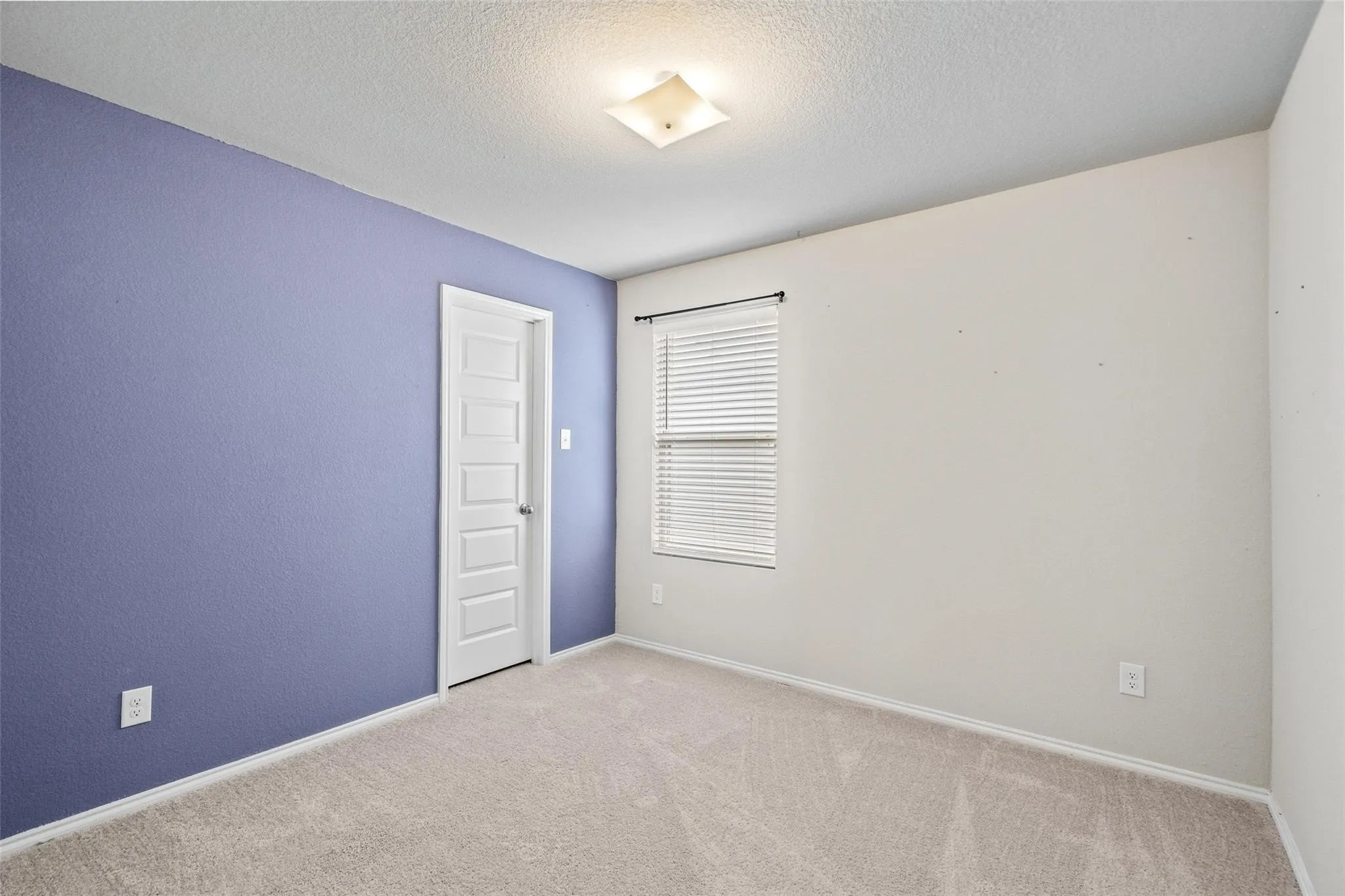 Single Family Residence For Rent in Tarrant County , 7904 Schooner Drive, Fort Worth, Texas 76179, 4 Bedroom, 3 Bathroom, 2 Garage spaces, 2,389 Sqft, built in 2022, mls#21386865, Real Estate Agent in Fort Worth, Homes For Rent in Tarrant county, Homes For Rent in Fort Worth, Realtor in Fort Worth Texas, Real Estate Brokerage Independent Realty Texas, Luminita Cordes Realtor
