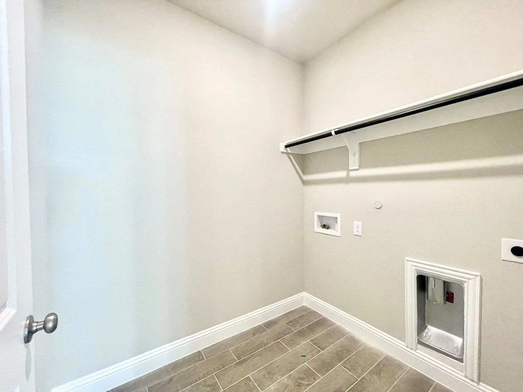 Single Family Residence For Sale in Collin County , 809 Tartane Drive, Anna, Texas 75409, 3 Bedroom, 2 Bathroom, 2 Garage spaces, 1,808 Sqft, built in 2024, mls#21387435, Real Estate Agent in Anna, Homes For Sale in Collin county, Homes For Sale in Anna, Realtor in Anna Texas, Real Estate Brokerage Independent Realty Texas, Luminita Cordes Realtor