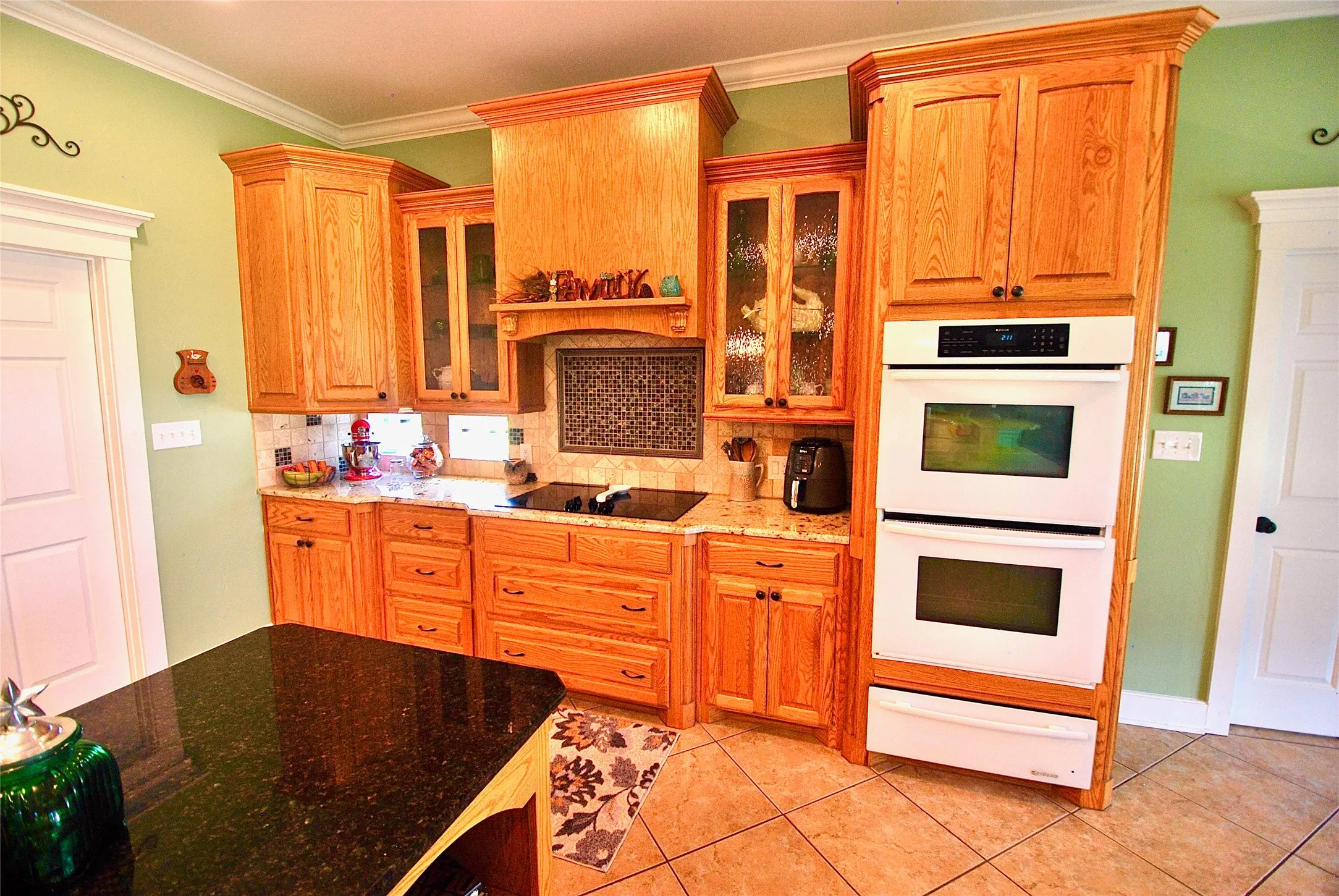 Farm For Sale in Van Zandt County , 27368 St Highway 19 N, Athens, Texas 75752, 5 Bedroom, 4 Bathroom, 4 Garage spaces, 5,217 Sqft, built in 2008, mls#21381127, Real Estate Agent in Athens, Homes For Sale in Van Zandt county, Homes For Sale in Athens, Realtor in Athens Texas, Real Estate Brokerage Independent Realty Texas, Luminita Cordes Realtor