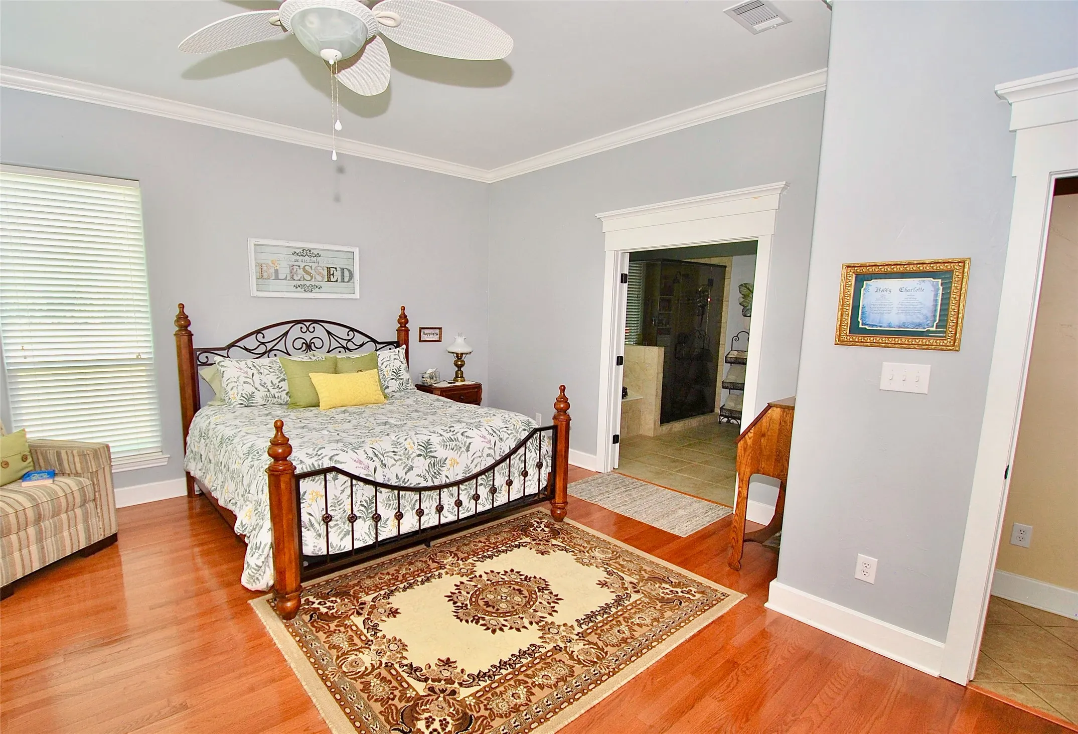 Farm For Sale in Van Zandt County , 27368 St Highway 19 N, Athens, Texas 75752, 5 Bedroom, 4 Bathroom, 4 Garage spaces, 5,217 Sqft, built in 2008, mls#21381127, Real Estate Agent in Athens, Homes For Sale in Van Zandt county, Homes For Sale in Athens, Realtor in Athens Texas, Real Estate Brokerage Independent Realty Texas, Luminita Cordes Realtor