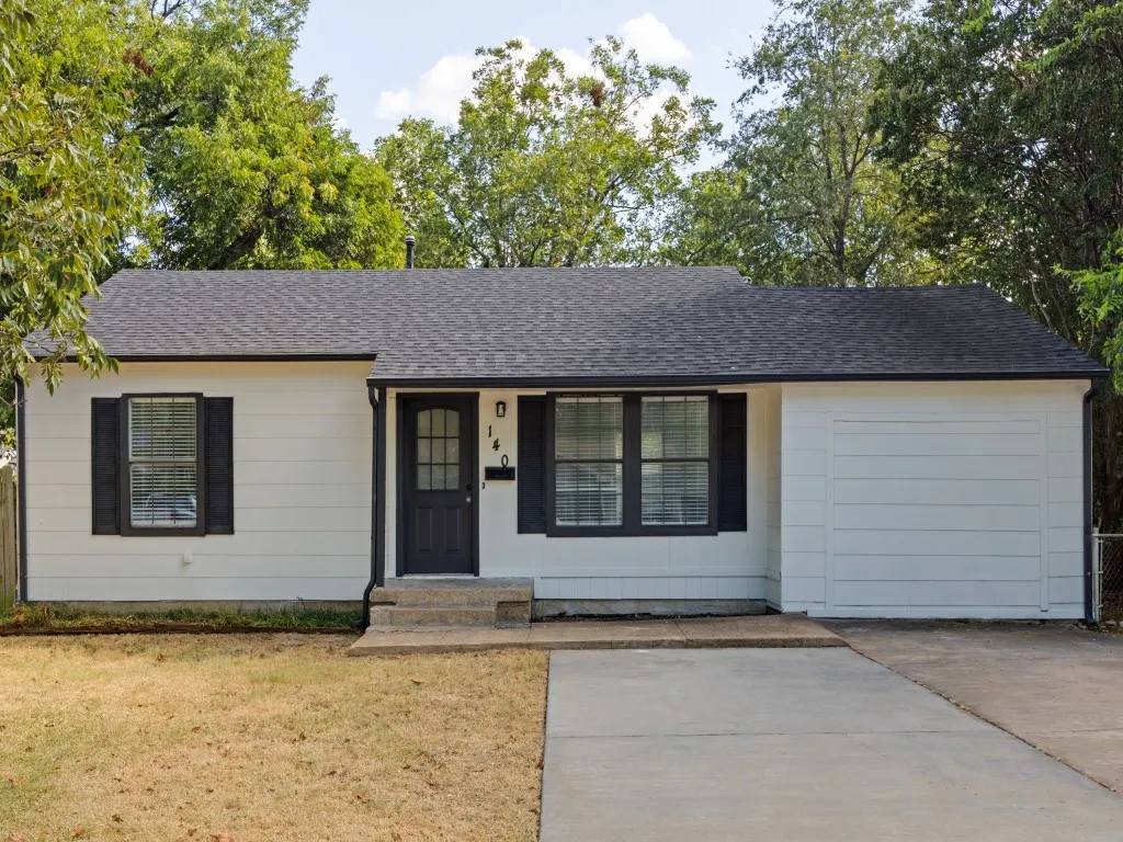 Single Family Residence For Sale in Dallas County , 140 Edgefield Drive, Garland, Texas 75040, 3 Bedroom, 1 Bathroom, Garage spaces, 1,076 Sqft, built in 1950, mls#21385970, Real Estate Agent in Garland, Homes For Sale in Dallas county, Homes For Sale in Garland, Realtor in Garland Texas, Real Estate Brokerage Independent Realty Texas, Luminita Cordes Realtor