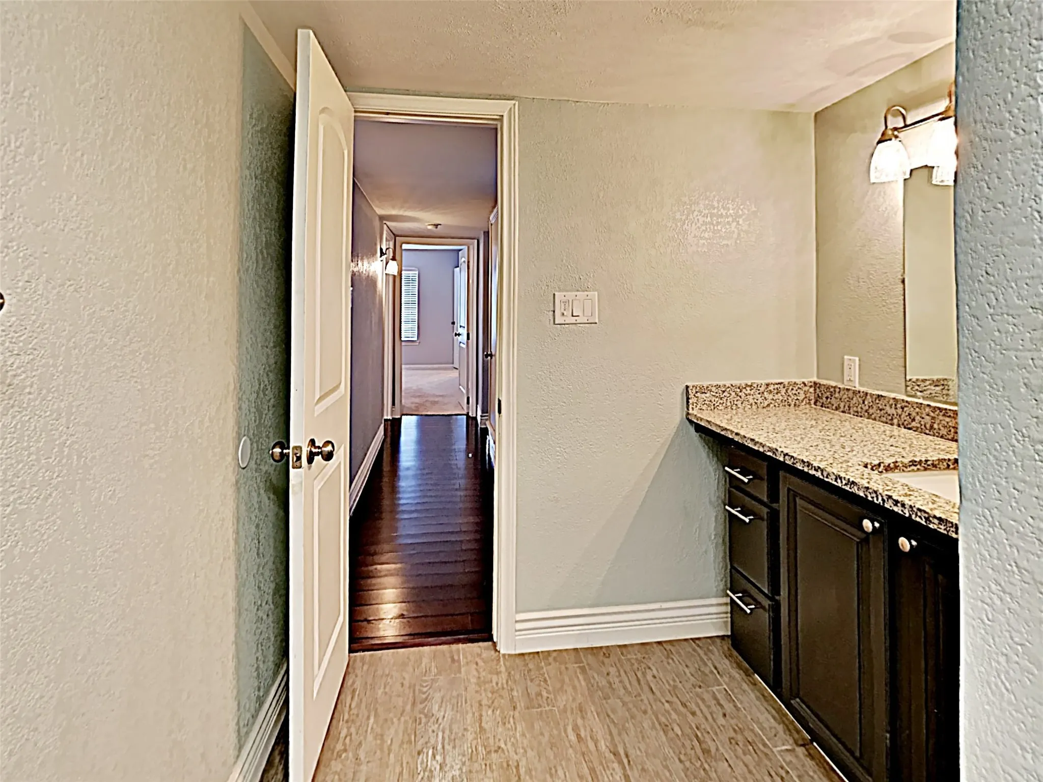 Single Family Residence For Rent in Dallas County , 8476 Sweetwood Drive, Dallas, Texas 75228, 3 Bedroom, 2 Bathroom, 2 Garage spaces, 1,897 Sqft, built in 1962, mls#21387442, Real Estate Agent in Dallas, Homes For Rent in Dallas county, Homes For Rent in Dallas, Realtor in Dallas Texas, Real Estate Brokerage Independent Realty Texas, Luminita Cordes Realtor
