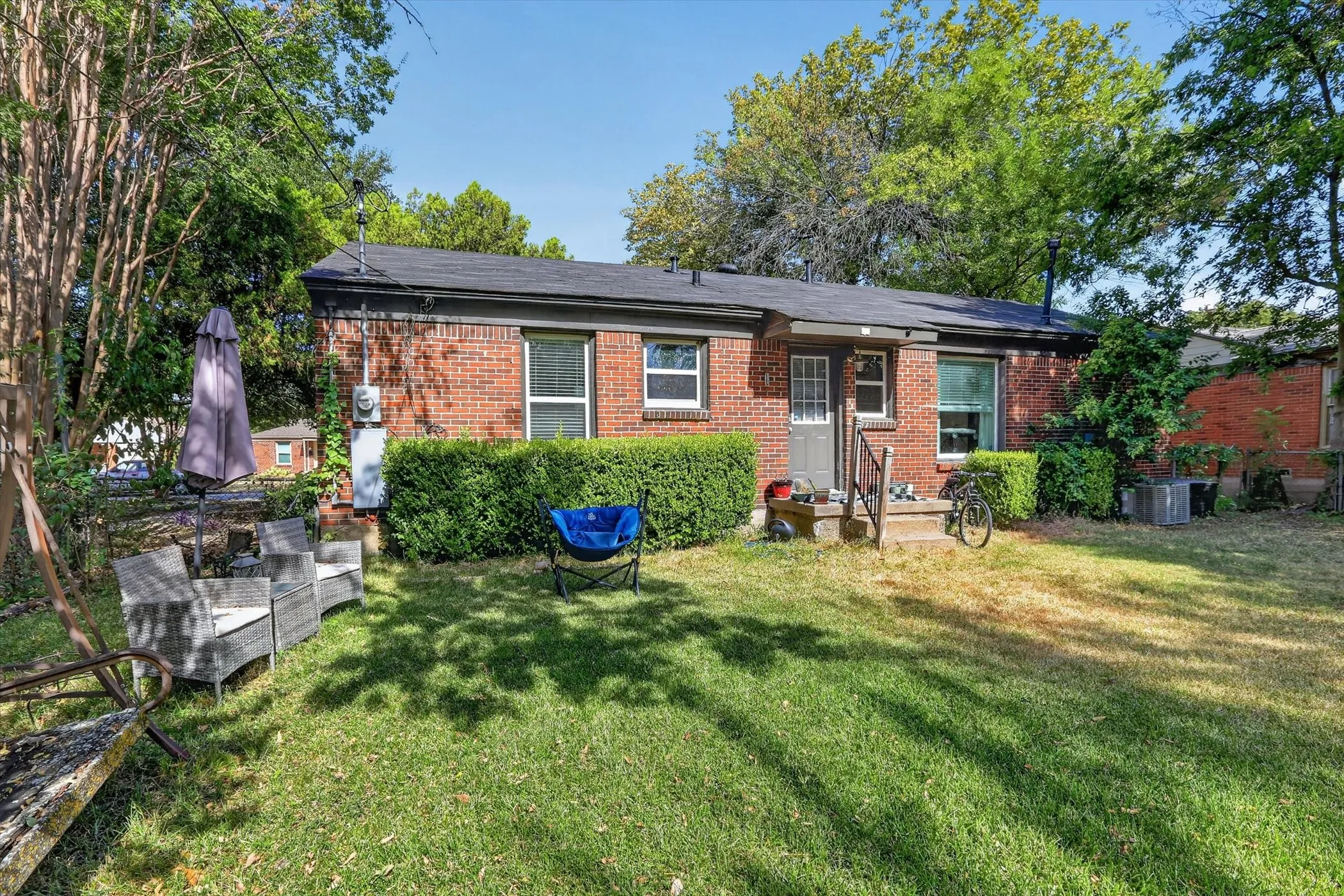 Single Family Residence For Rent in Dallas County , 10518 Dawn Drive, Dallas, Texas 75228, 3 Bedroom, 2 Bathroom, Garage spaces, 1,001 Sqft, built in 1950, mls#21387424, Real Estate Agent in Dallas, Homes For Rent in Dallas county, Homes For Rent in Dallas, Realtor in Dallas Texas, Real Estate Brokerage Independent Realty Texas, Luminita Cordes Realtor