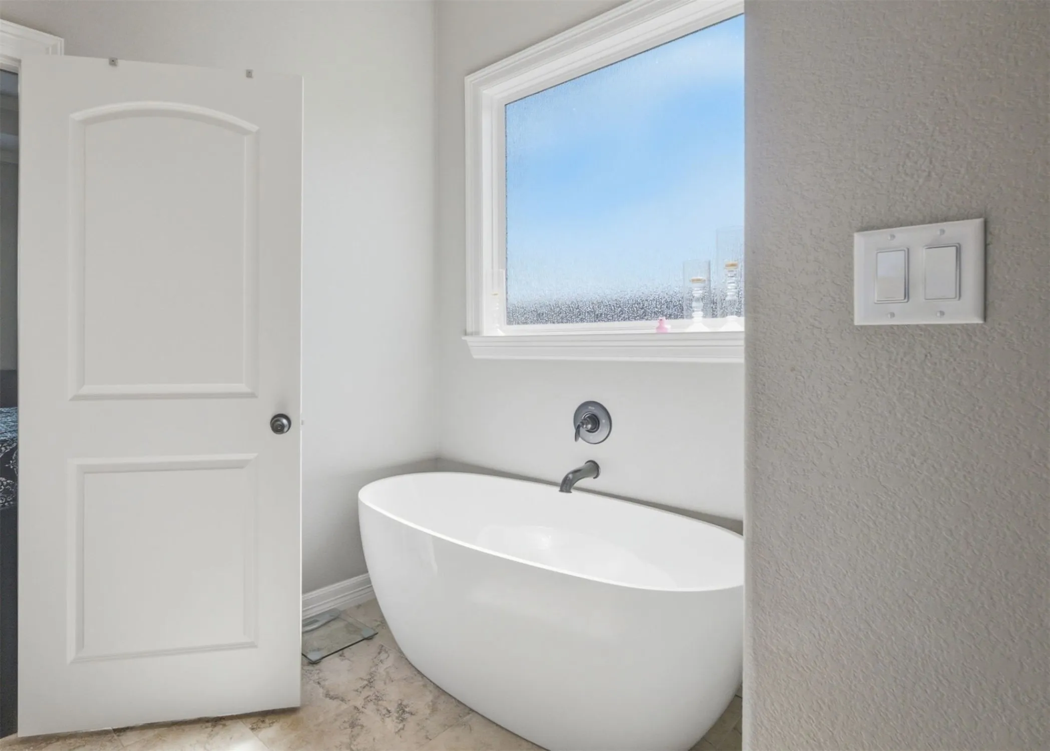 Single Family Residence For Sale in Smith County , 264 Heritage Way, Bullard, Texas 75757, 4 Bedroom, 3 Bathroom, 2 Garage spaces, 2,757 Sqft, built in 2020, mls#21387173, Real Estate Agent in Bullard, Homes For Sale in Smith county, Homes For Sale in Bullard, Realtor in Bullard Texas, Real Estate Brokerage Independent Realty Texas, Luminita Cordes Realtor