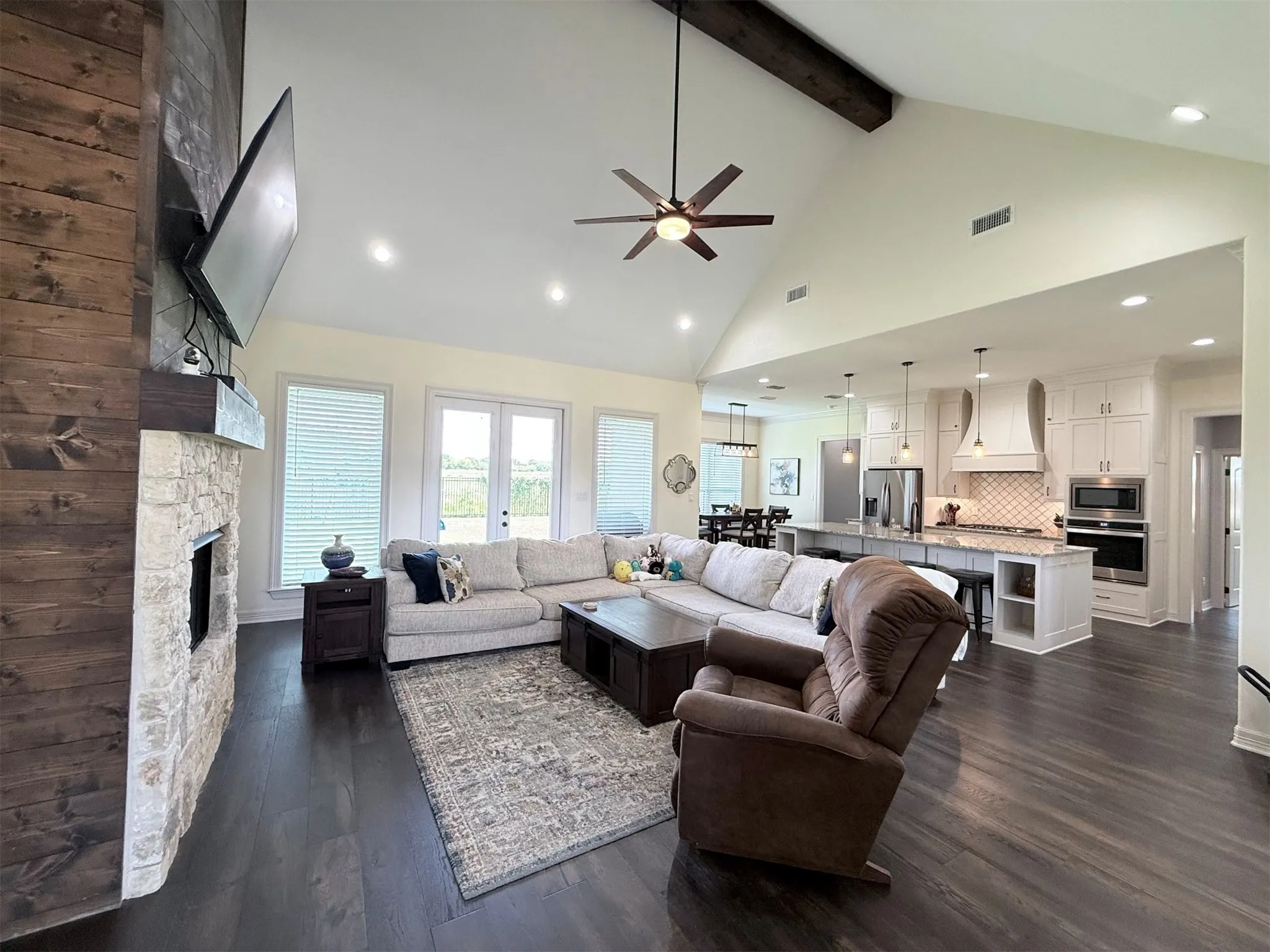 Single Family Residence For Sale in Smith County , 264 Heritage Way, Bullard, Texas 75757, 4 Bedroom, 3 Bathroom, 2 Garage spaces, 2,757 Sqft, built in 2020, mls#21387173, Real Estate Agent in Bullard, Homes For Sale in Smith county, Homes For Sale in Bullard, Realtor in Bullard Texas, Real Estate Brokerage Independent Realty Texas, Luminita Cordes Realtor
