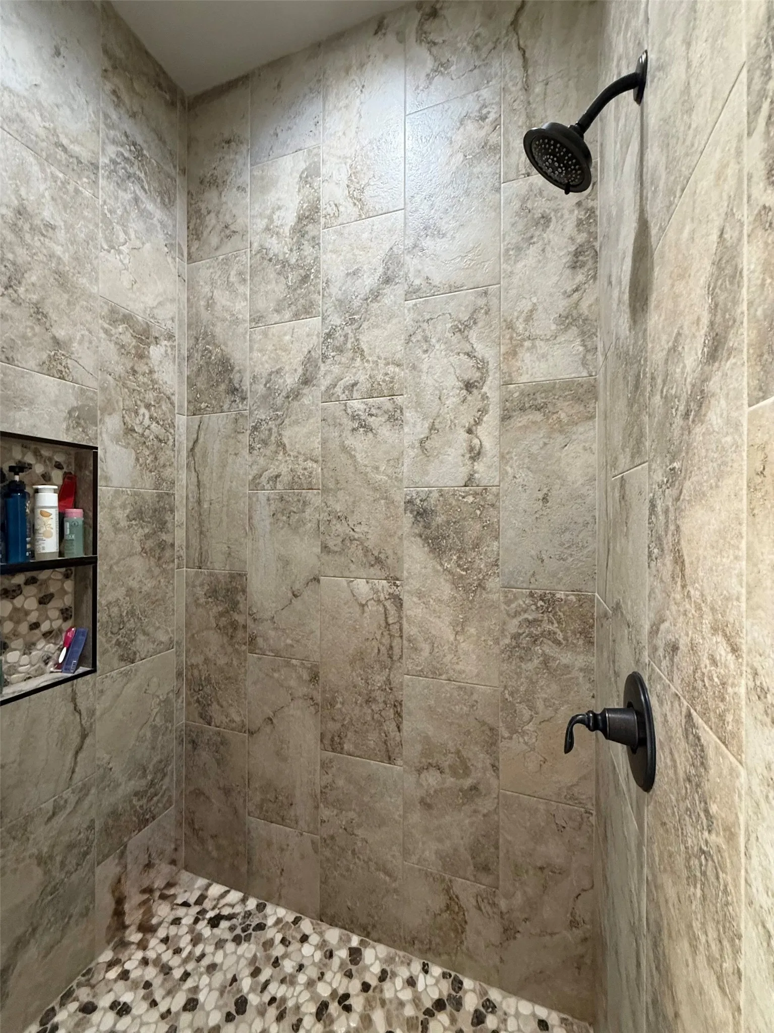 Single Family Residence For Sale in Smith County , 264 Heritage Way, Bullard, Texas 75757, 4 Bedroom, 3 Bathroom, 2 Garage spaces, 2,757 Sqft, built in 2020, mls#21387173, Real Estate Agent in Bullard, Homes For Sale in Smith county, Homes For Sale in Bullard, Realtor in Bullard Texas, Real Estate Brokerage Independent Realty Texas, Luminita Cordes Realtor