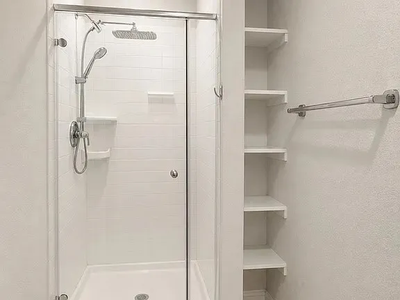 Single Family Residence For Sale in Dallas County , 4660 Raleigh Dalton, Dallas, Texas 75227, 4 Bedroom, 4 Bathroom, 2 Garage spaces, 2,495 Sqft, built in 2020, mls#21387455, Real Estate Agent in Dallas, Homes For Sale in Dallas county, Homes For Sale in Dallas, Realtor in Dallas Texas, Real Estate Brokerage Independent Realty Texas, Luminita Cordes Realtor