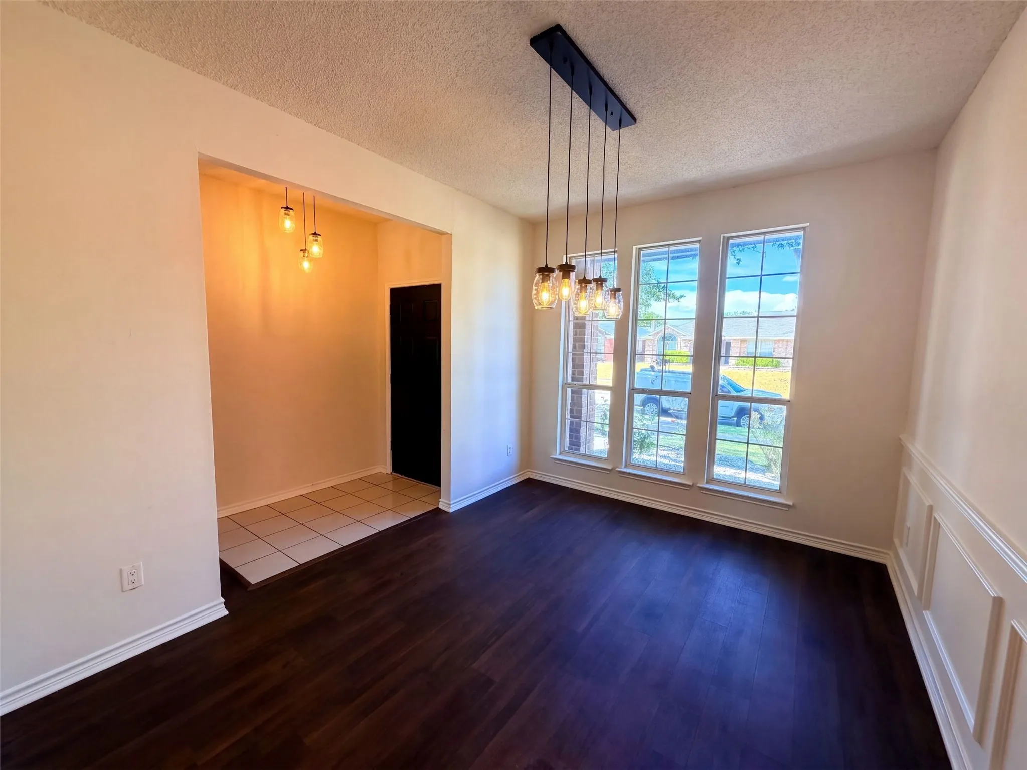 Single Family Residence For Sale in Dallas County , 2522 Palisades Place, Mesquite, Texas 75181, 4 Bedroom, 2 Bathroom, 2 Garage spaces, 2,065 Sqft, built in 1992, mls#21387463, Real Estate Agent in Mesquite, Homes For Sale in Dallas county, Homes For Sale in Mesquite, Realtor in Mesquite Texas, Real Estate Brokerage Independent Realty Texas, Luminita Cordes Realtor