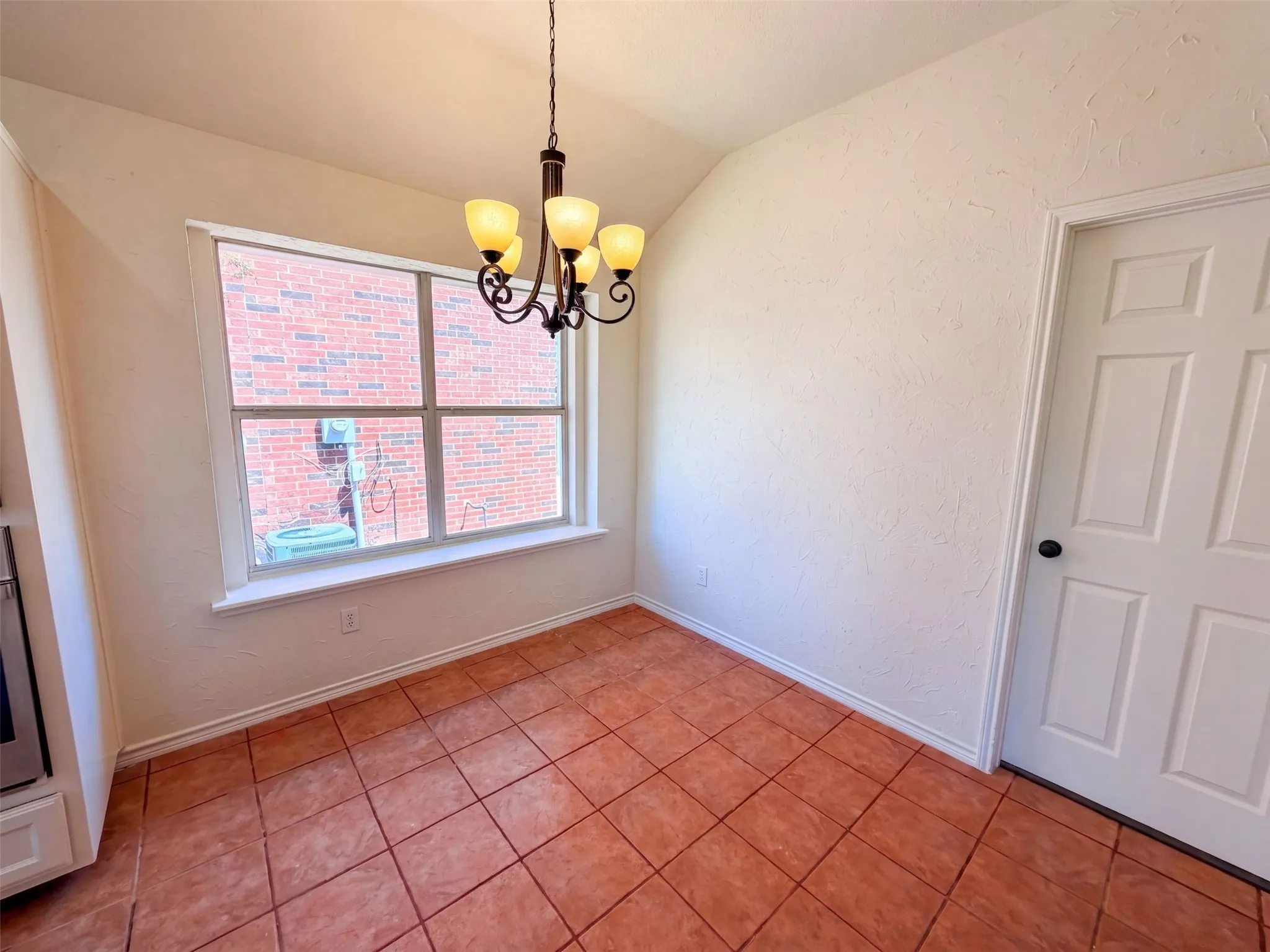 Single Family Residence For Sale in Dallas County , 2522 Palisades Place, Mesquite, Texas 75181, 4 Bedroom, 2 Bathroom, 2 Garage spaces, 2,065 Sqft, built in 1992, mls#21387463, Real Estate Agent in Mesquite, Homes For Sale in Dallas county, Homes For Sale in Mesquite, Realtor in Mesquite Texas, Real Estate Brokerage Independent Realty Texas, Luminita Cordes Realtor