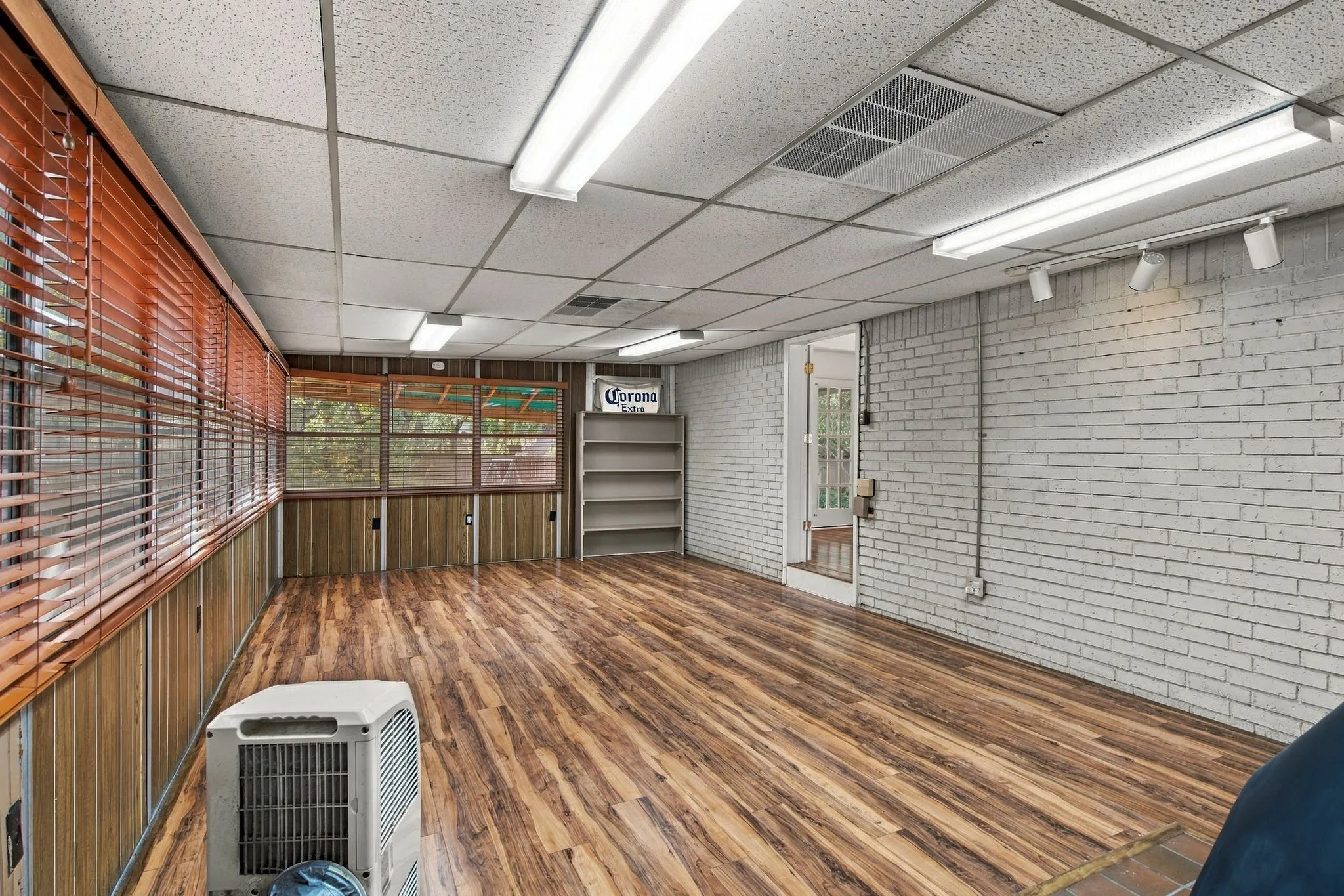 Unimproved Land For Sale in Dallas County , 101 S Heartz Road, Coppell, Texas 75019, 0, 0, Garage spaces, 0 Sqft, built in 1963, mls#21386076, Real Estate Agent in Coppell, Homes For Sale in Dallas county, Homes For Sale in Coppell, Realtor in Coppell Texas, Real Estate Brokerage Independent Realty Texas, Luminita Cordes Realtor