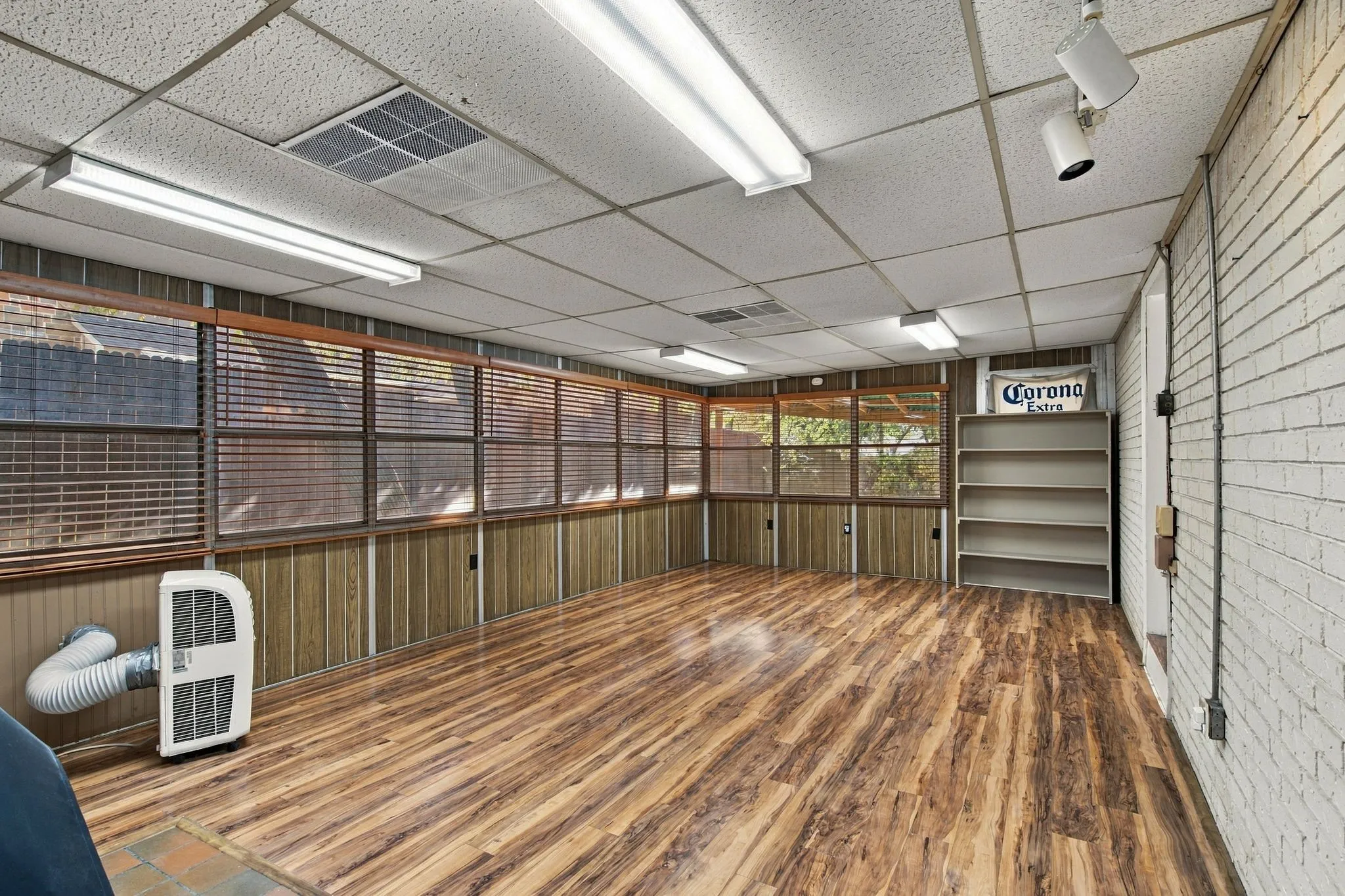 Unimproved Land For Sale in Dallas County , 101 S Heartz Road, Coppell, Texas 75019, 0, 0, Garage spaces, 0 Sqft, built in 1963, mls#21386076, Real Estate Agent in Coppell, Homes For Sale in Dallas county, Homes For Sale in Coppell, Realtor in Coppell Texas, Real Estate Brokerage Independent Realty Texas, Luminita Cordes Realtor