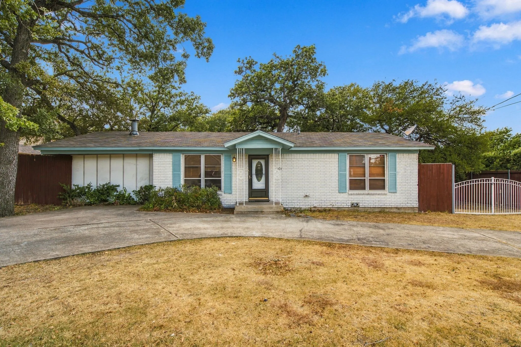 Unimproved Land For Sale in Dallas County , 101 S Heartz Road, Coppell, Texas 75019, 0, 0, Garage spaces, 0 Sqft, built in 1963, mls#21386076, Real Estate Agent in Coppell, Homes For Sale in Dallas county, Homes For Sale in Coppell, Realtor in Coppell Texas, Real Estate Brokerage Independent Realty Texas, Luminita Cordes Realtor