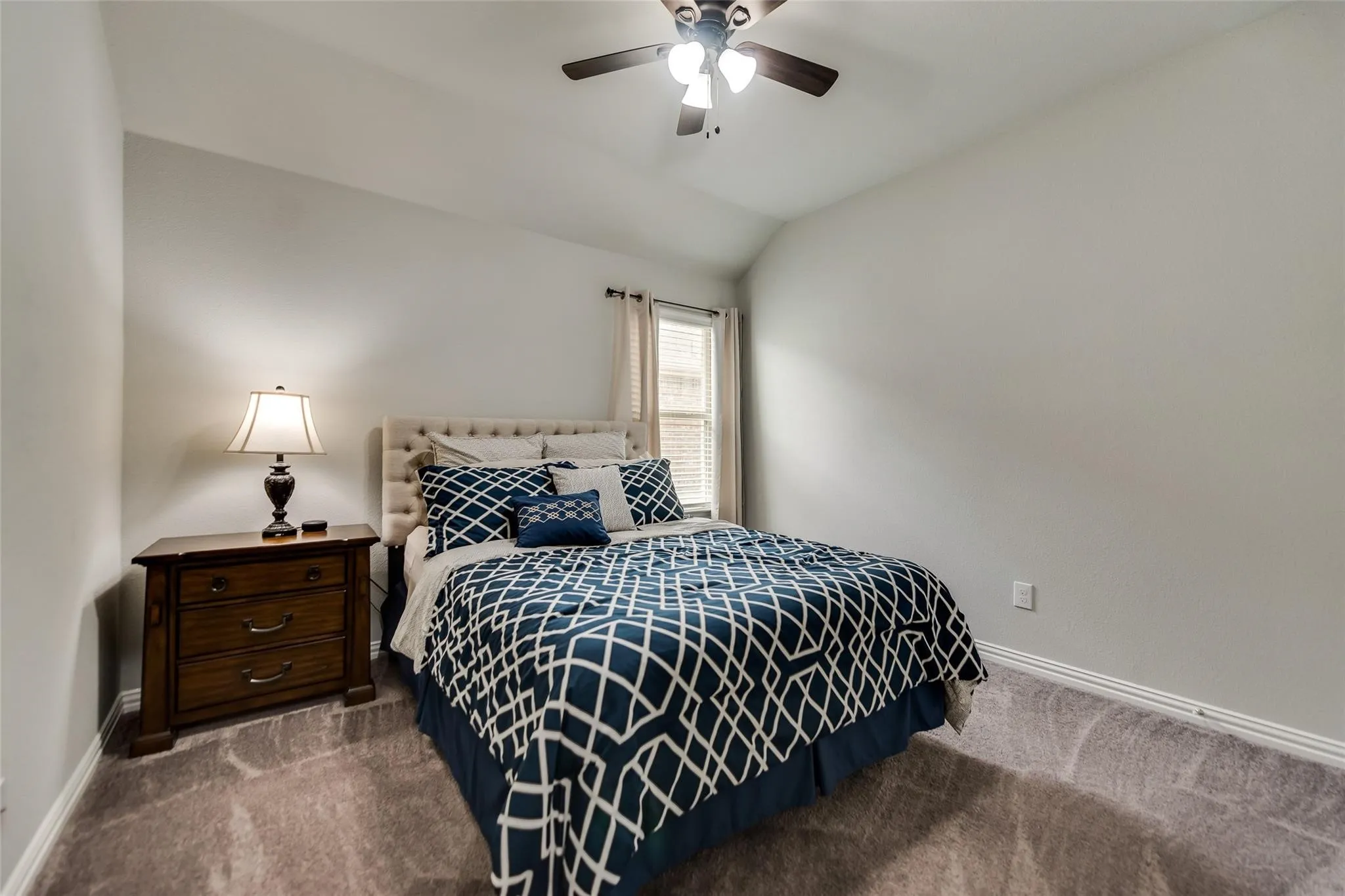 Single Family Residence For Rent in Rockwall County , 639 Devonshire Drive, Fate, Texas 75189, 4 Bedroom, 3 Bathroom, 2 Garage spaces, 2,129 Sqft, built in 2019, mls#21386092, Real Estate Agent in Fate, Homes For Rent in Rockwall county, Homes For Rent in Fate, Realtor in Fate Texas, Real Estate Brokerage Independent Realty Texas, Luminita Cordes Realtor