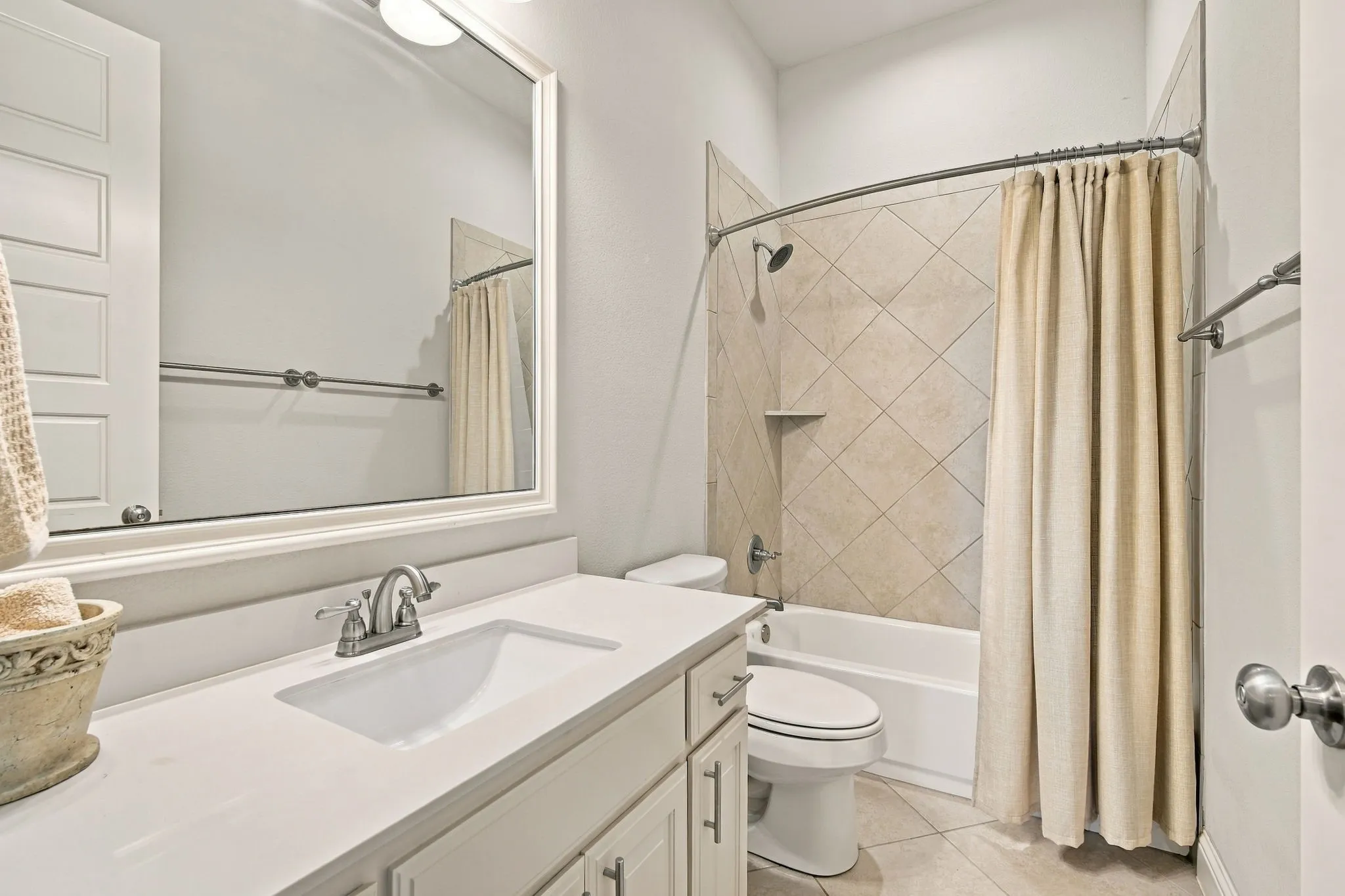 Guest bath