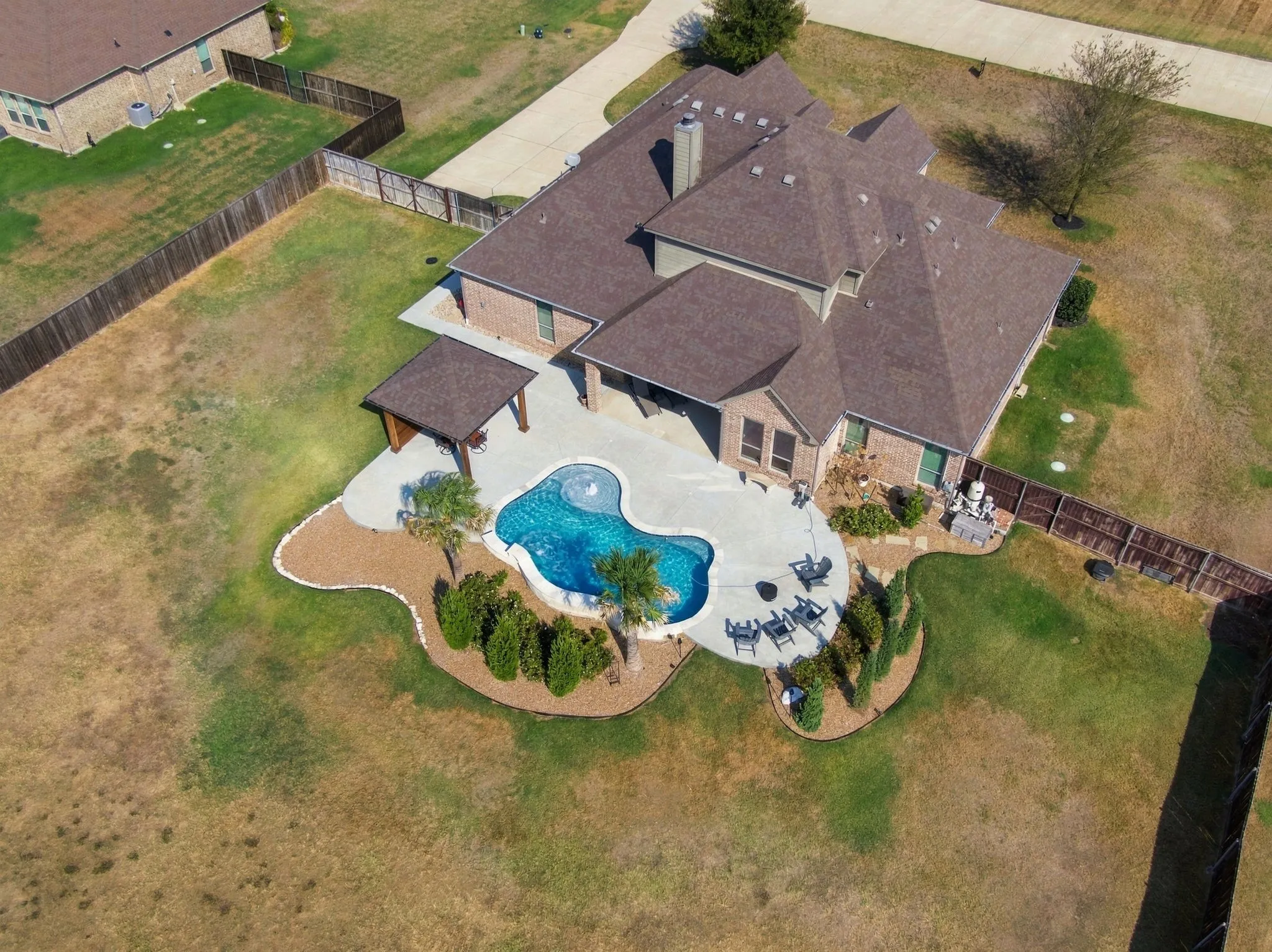 Single Family Residence For Sale in Ellis County , 5620 Limestone Lane, Midlothian, Texas 76065, 4 Bedroom, 3 Bathroom, 3 Garage spaces, 3,233 Sqft, built in 2017, mls#21387136, Real Estate Agent in Midlothian, Homes For Sale in Ellis county, Homes For Sale in Midlothian, Realtor in Midlothian Texas, Real Estate Brokerage Independent Realty Texas, Luminita Cordes Realtor