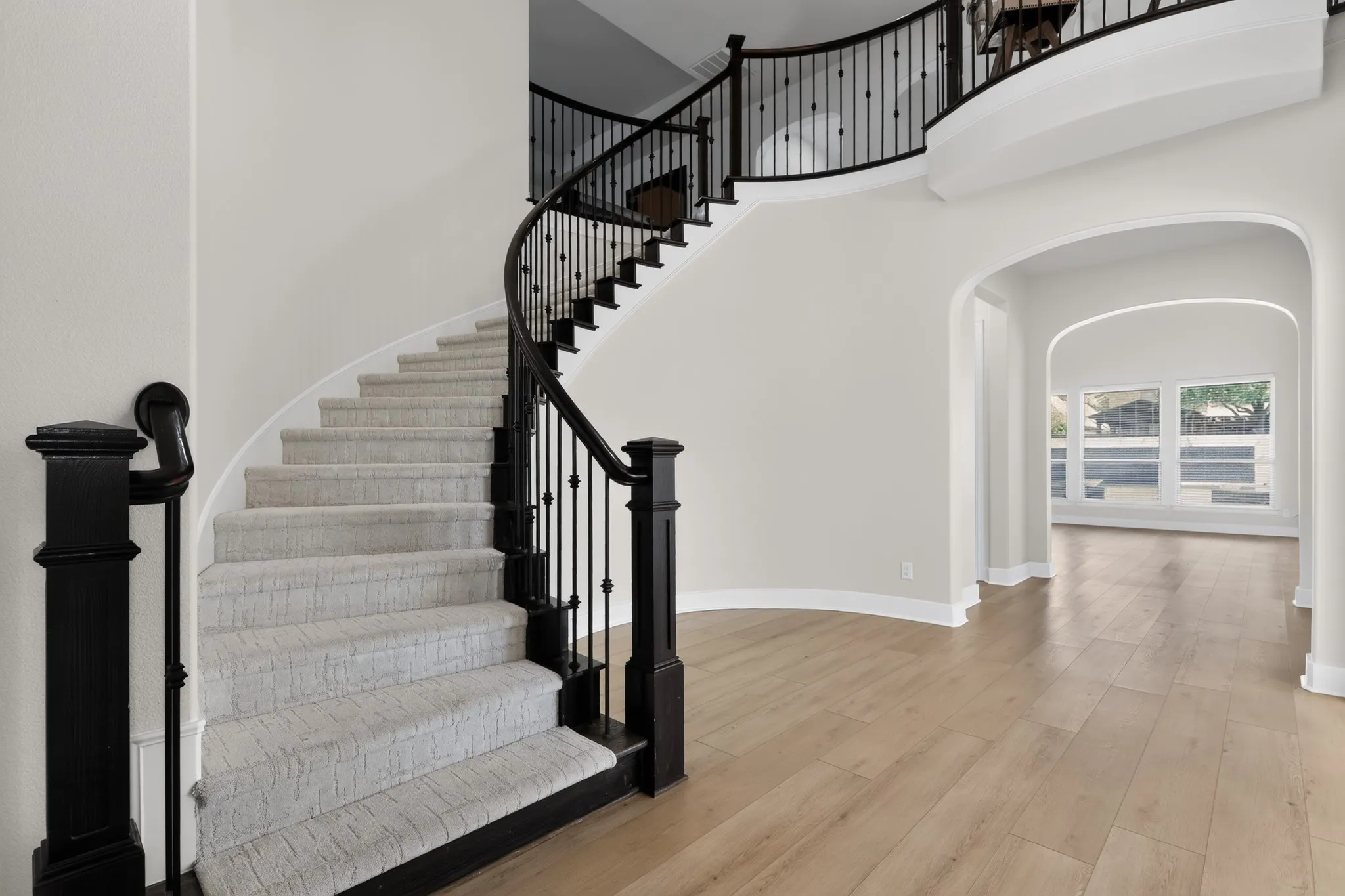 Single Family Residence For Rent in Denton County , 3131 Callander, The Colony, Texas 75056, 4 Bedroom, 6 Bathroom, 4 Garage spaces, 4,816 Sqft, built in 2014, mls#21387471, Real Estate Agent in The Colony, Homes For Rent in Denton county, Homes For Rent in The Colony, Realtor in The Colony Texas, Real Estate Brokerage Independent Realty Texas, Luminita Cordes Realtor