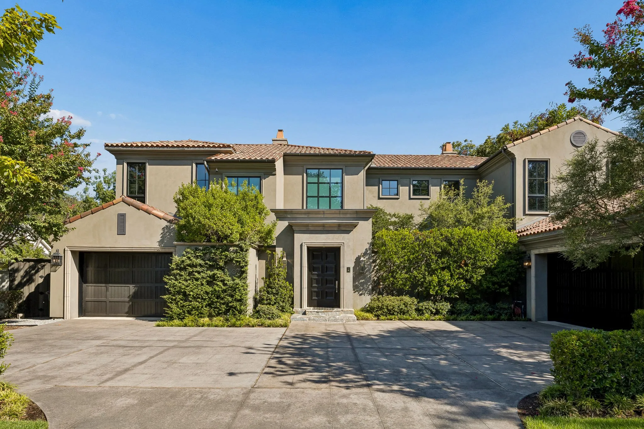 Single Family Residence For Sale in Dallas County , 6107 Northwood Road, Dallas, Texas 75225, 5 Bedroom, 6 Bathroom, 3 Garage spaces, 5,804 Sqft, built in 2018, mls#21385329, Real Estate Agent in Dallas, Homes For Sale in Dallas county, Homes For Sale in Dallas, Realtor in Dallas Texas, Real Estate Brokerage Independent Realty Texas, Luminita Cordes Realtor
