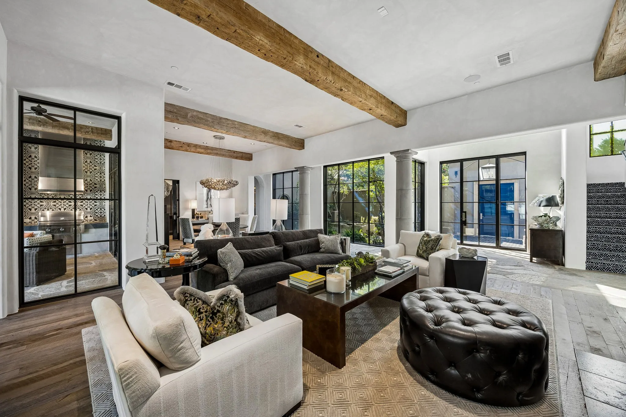Single Family Residence For Sale in Dallas County , 6107 Northwood Road, Dallas, Texas 75225, 5 Bedroom, 6 Bathroom, 3 Garage spaces, 5,804 Sqft, built in 2018, mls#21385329, Real Estate Agent in Dallas, Homes For Sale in Dallas county, Homes For Sale in Dallas, Realtor in Dallas Texas, Real Estate Brokerage Independent Realty Texas, Luminita Cordes Realtor