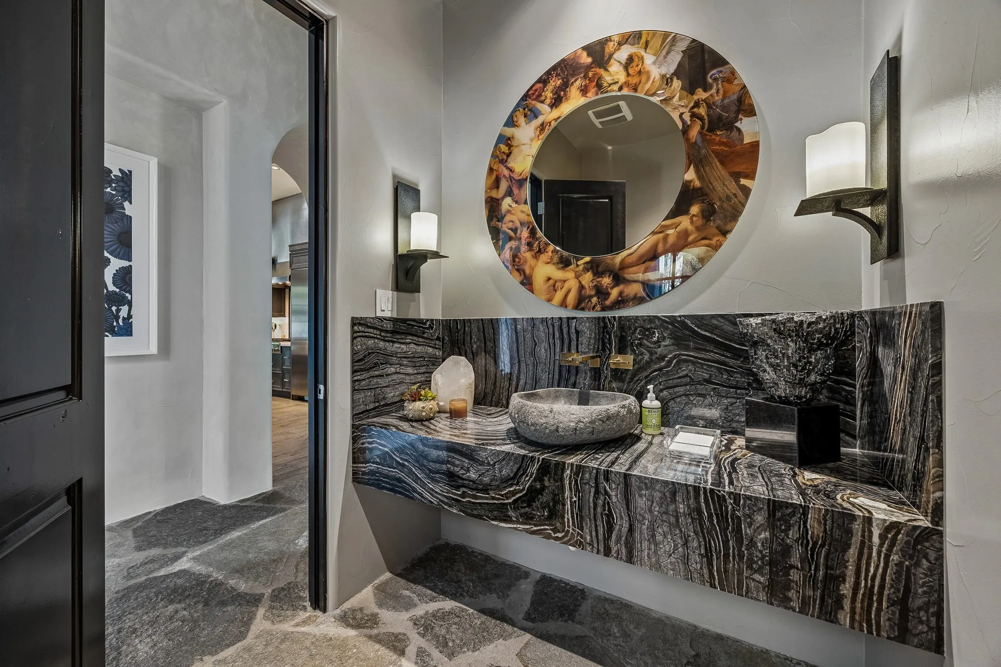 Single Family Residence For Sale in Dallas County , 6107 Northwood Road, Dallas, Texas 75225, 5 Bedroom, 6 Bathroom, 3 Garage spaces, 5,804 Sqft, built in 2018, mls#21385329, Real Estate Agent in Dallas, Homes For Sale in Dallas county, Homes For Sale in Dallas, Realtor in Dallas Texas, Real Estate Brokerage Independent Realty Texas, Luminita Cordes Realtor