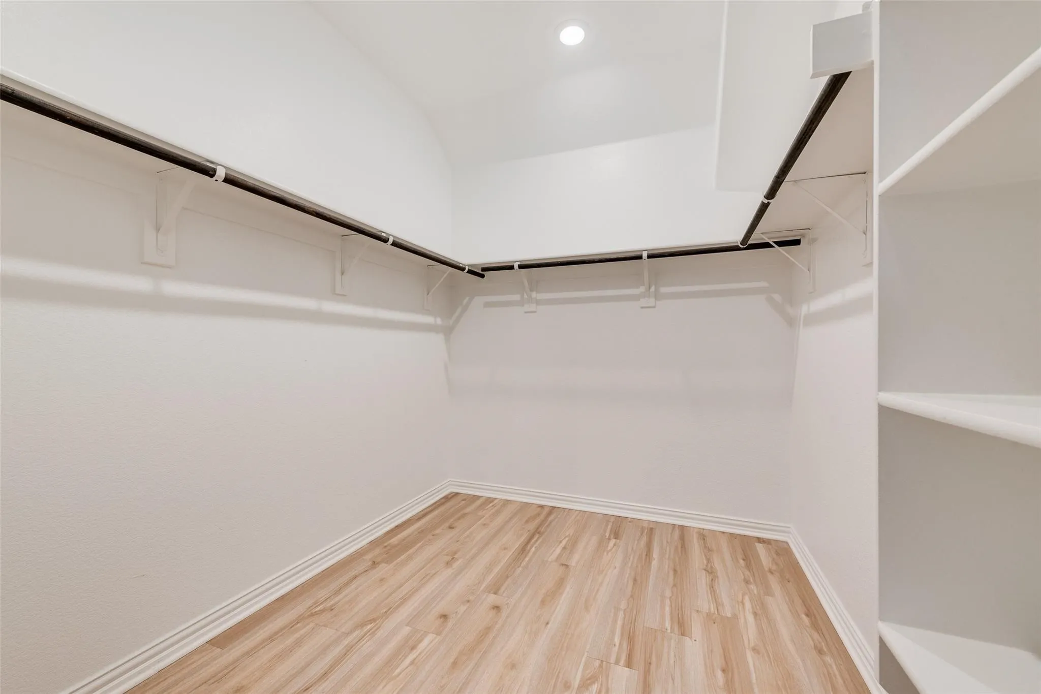 Single Family Residence For Rent in Collin County , 628 Ansley Way, Allen, Texas 75013, 3 Bedroom, 3 Bathroom, 2 Garage spaces, 2,456 Sqft, built in 2017, mls#21386344, Real Estate Agent in Allen, Homes For Rent in Collin county, Homes For Rent in Allen, Realtor in Allen Texas, Real Estate Brokerage Independent Realty Texas, Luminita Cordes Realtor