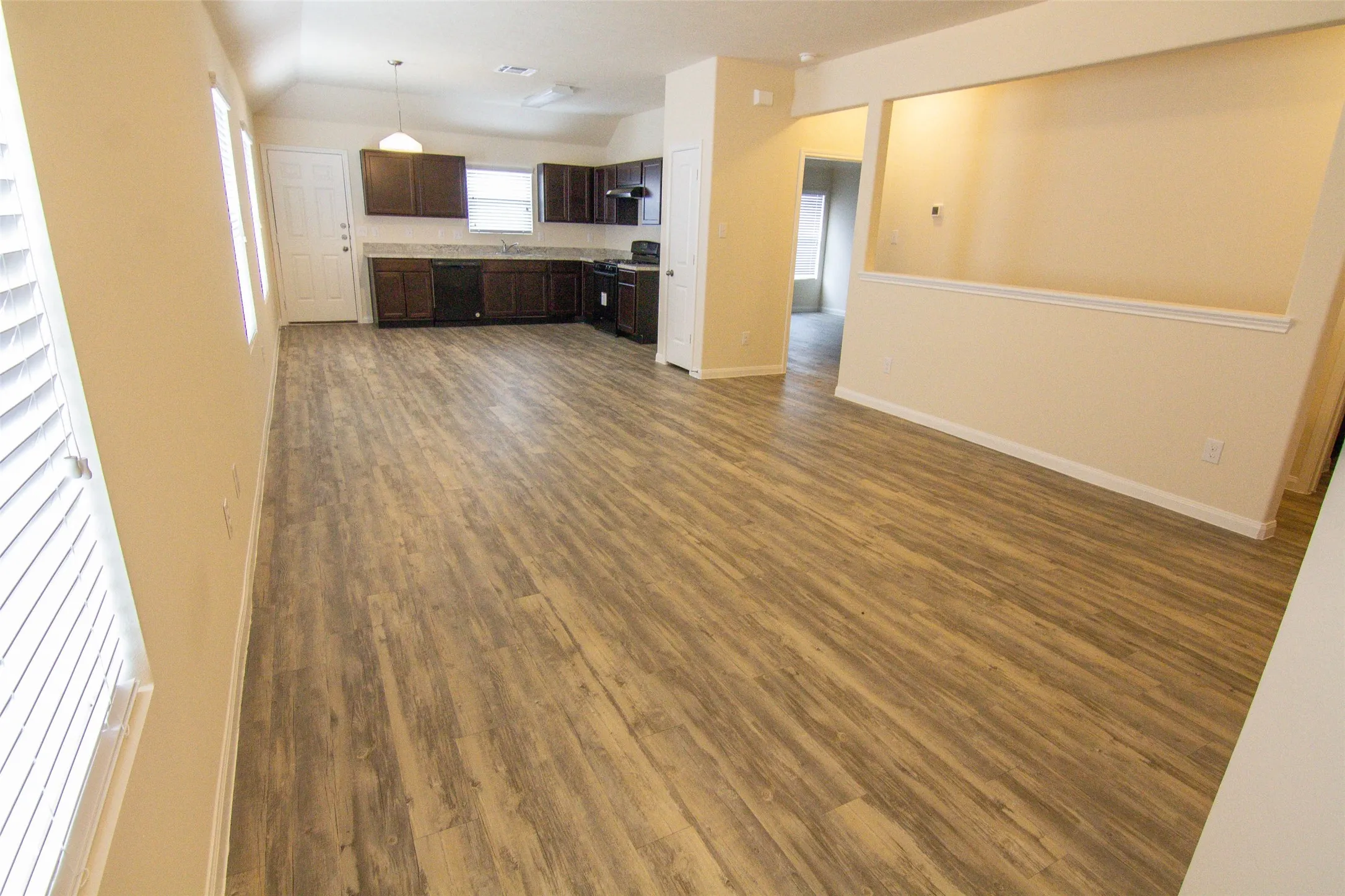 Single Family Residence For Rent in Tarrant County , 4001 Bonita Springs Drive, Fort Worth, Texas 76123, 3 Bedroom, 2 Bathroom, 2 Garage spaces, 1,398 Sqft, built in 2015, mls#21387480, Real Estate Agent in Fort Worth, Homes For Rent in Tarrant county, Homes For Rent in Fort Worth, Realtor in Fort Worth Texas, Real Estate Brokerage Independent Realty Texas, Luminita Cordes Realtor