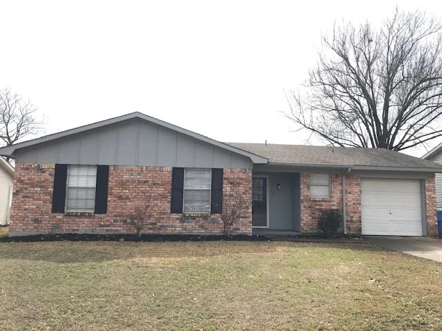Single Family Residence For Rent in Dallas County , 3110 Leanne Street, Rowlett, Texas 75088, 3 Bedroom, 2 Bathroom, 1 Garage spaces, 1,024 Sqft, built in 1973, mls#21387256, Real Estate Agent in Rowlett, Homes For Rent in Dallas county, Homes For Rent in Rowlett, Realtor in Rowlett Texas, Real Estate Brokerage Independent Realty Texas, Luminita Cordes Realtor