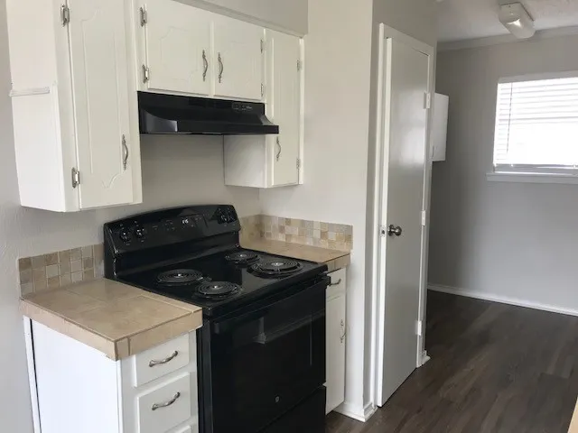 Single Family Residence For Rent in Dallas County , 3110 Leanne Street, Rowlett, Texas 75088, 3 Bedroom, 2 Bathroom, 1 Garage spaces, 1,024 Sqft, built in 1973, mls#21387256, Real Estate Agent in Rowlett, Homes For Rent in Dallas county, Homes For Rent in Rowlett, Realtor in Rowlett Texas, Real Estate Brokerage Independent Realty Texas, Luminita Cordes Realtor