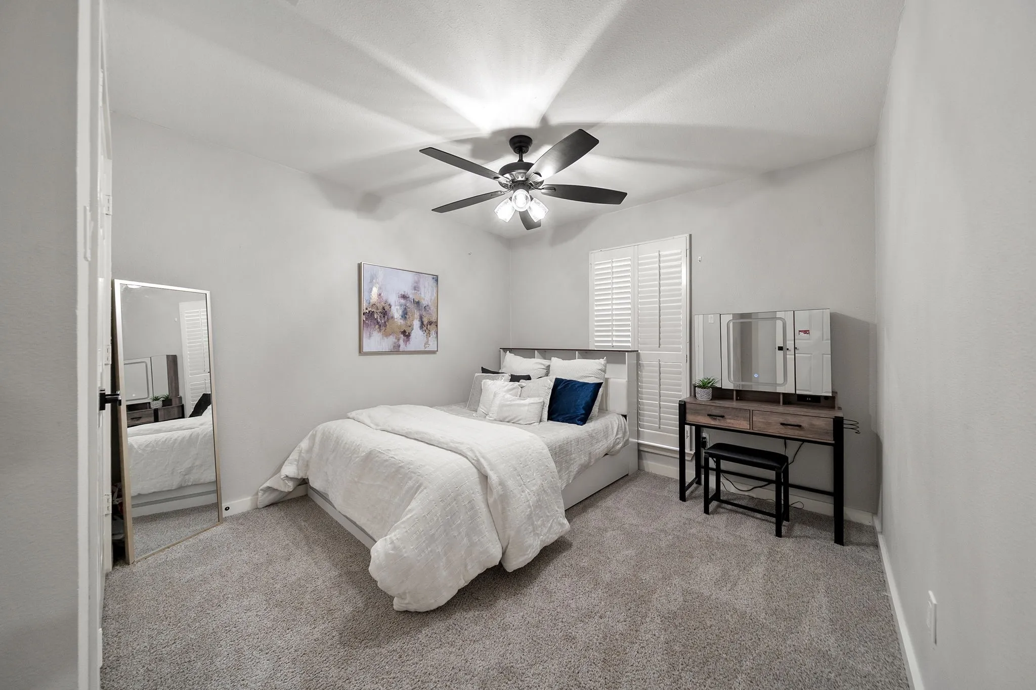 Single Family Residence For Sale in Dallas County , 2805 Colleen Drive, Garland, Texas 75043, 4 Bedroom, 3 Bathroom, 2 Garage spaces, 2,592 Sqft, built in 1981, mls#21382249, Real Estate Agent in Garland, Homes For Sale in Dallas county, Homes For Sale in Garland, Realtor in Garland Texas, Real Estate Brokerage Independent Realty Texas, Luminita Cordes Realtor