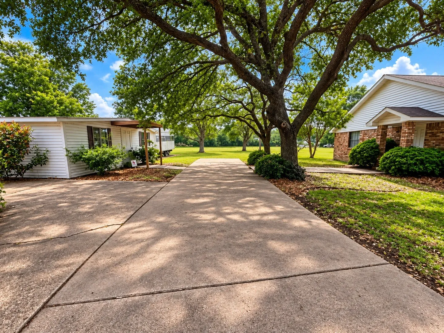 Business For Sale in Van Zandt County , 21177 US Highway 80 Highway E, Wills Point, Texas 75169, 0, 0, Garage spaces, 0 Sqft, built in 1987, mls#21387501, Real Estate Agent in Wills Point, Homes For Sale in Van Zandt county, Homes For Sale in Wills Point, Realtor in Wills Point Texas, Real Estate Brokerage Independent Realty Texas, Luminita Cordes Realtor