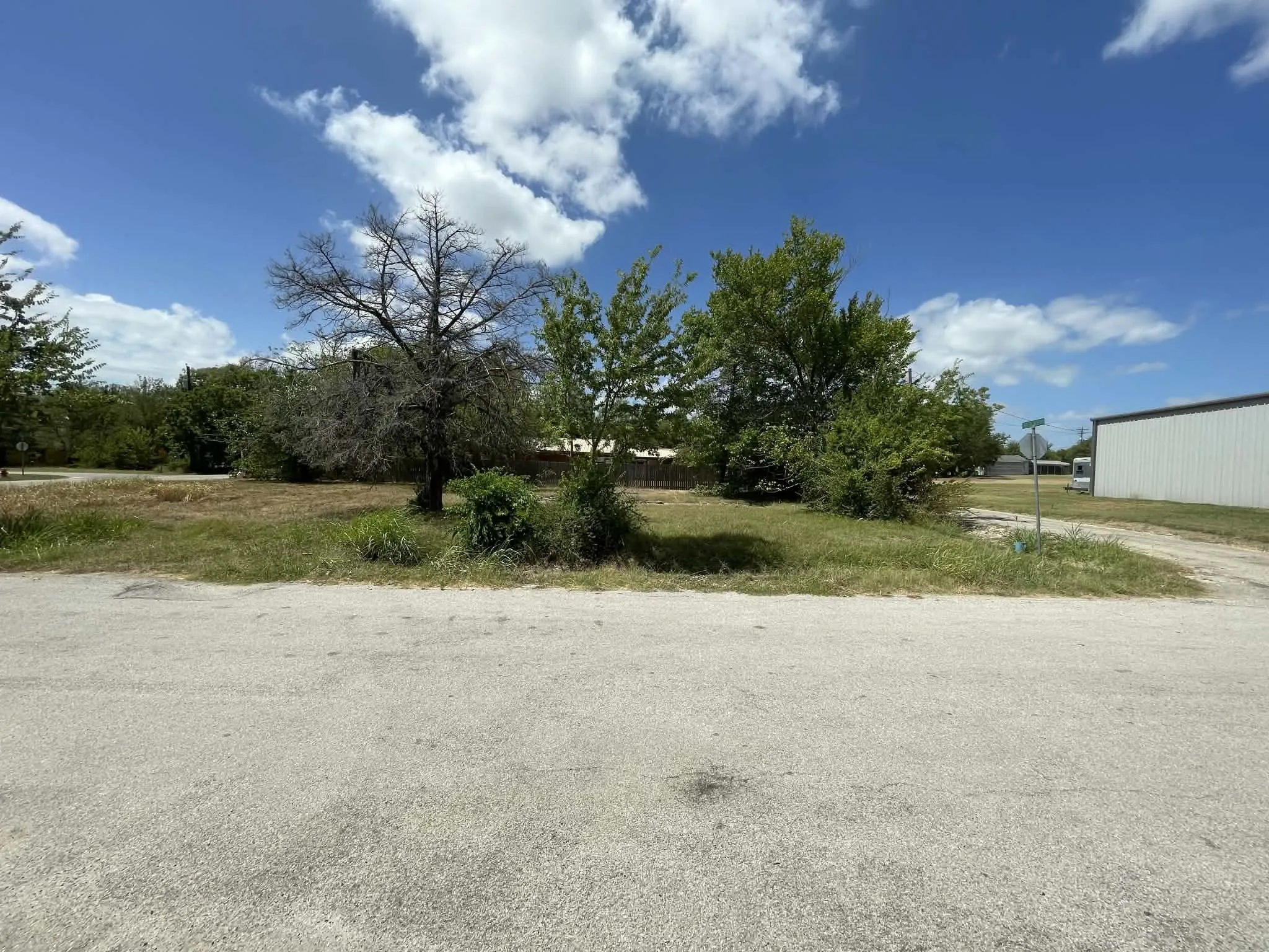 Unimproved Land For Sale in Limestone County , 801 Thornton Carter Street, Mexia, Texas 76667, 0, 0, Garage spaces, 0 Sqft, built in 0, mls#21387409, Real Estate Agent in Mexia, Homes For Sale in Limestone county, Homes For Sale in Mexia, Realtor in Mexia Texas, Real Estate Brokerage Independent Realty Texas, Luminita Cordes Realtor