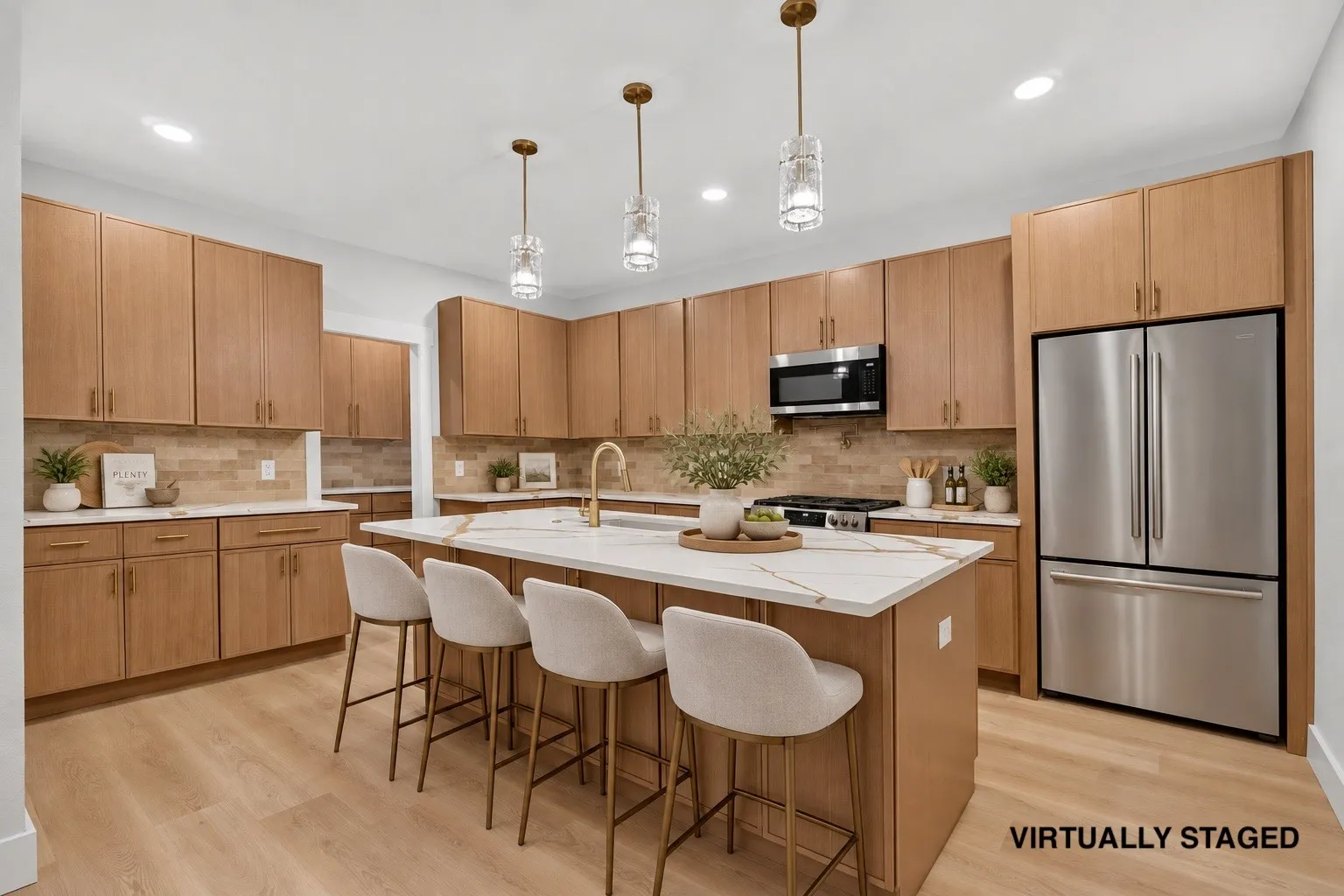 Single Family Residence For Sale in Denton County , 4206 Harvest Hill Road, Carrollton, Texas 75010, 4 Bedroom, 4 Bathroom, 2 Garage spaces, 3,805 Sqft, built in 1985, mls#21387507, Real Estate Agent in Carrollton, Homes For Sale in Denton county, Homes For Sale in Carrollton, Realtor in Carrollton Texas, Real Estate Brokerage Independent Realty Texas, Luminita Cordes Realtor
