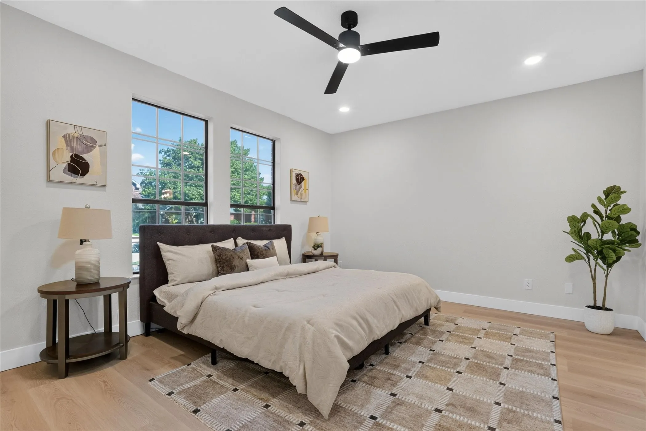 Single Family Residence For Sale in Denton County , 4206 Harvest Hill Road, Carrollton, Texas 75010, 4 Bedroom, 4 Bathroom, 2 Garage spaces, 3,805 Sqft, built in 1985, mls#21387507, Real Estate Agent in Carrollton, Homes For Sale in Denton county, Homes For Sale in Carrollton, Realtor in Carrollton Texas, Real Estate Brokerage Independent Realty Texas, Luminita Cordes Realtor