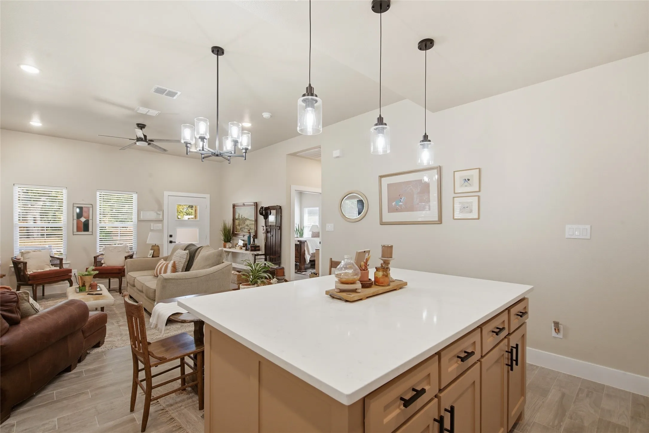 Single Family Residence For Sale in Wise County , 205 Owens Street, Bridgeport, Texas 76426, 3 Bedroom, 2 Bathroom, Garage spaces, 1,426 Sqft, built in 2023, mls#21386755, Real Estate Agent in Bridgeport, Homes For Sale in Wise county, Homes For Sale in Bridgeport, Realtor in Bridgeport Texas, Real Estate Brokerage Independent Realty Texas, Luminita Cordes Realtor
