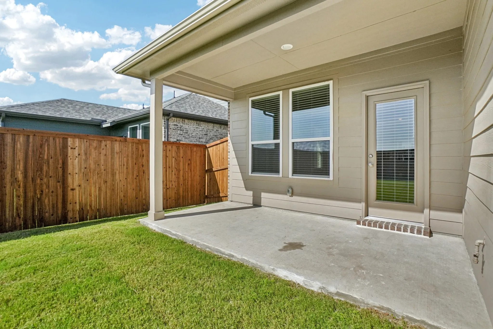 Single Family Residence For Rent in Collin County , 3009 Camilli Cove, Princeton, Texas 75407, 4 Bedroom, 3 Bathroom, 2 Garage spaces, 2,436 Sqft, built in 2025, mls#21387512, Real Estate Agent in Princeton, Homes For Rent in Collin county, Homes For Rent in Princeton, Realtor in Princeton Texas, Real Estate Brokerage Independent Realty Texas, Luminita Cordes Realtor