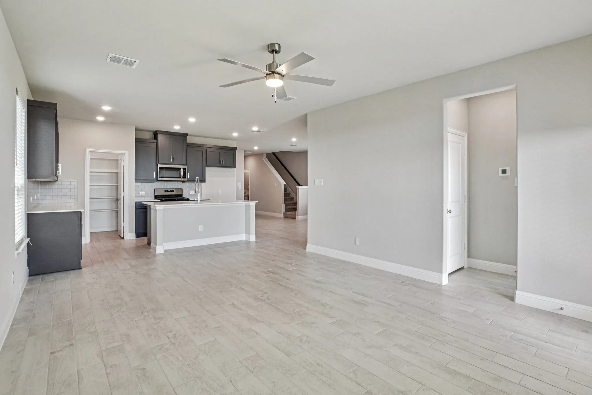 Single Family Residence For Rent in Collin County , 3009 Camilli Cove, Princeton, Texas 75407, 4 Bedroom, 3 Bathroom, 2 Garage spaces, 2,436 Sqft, built in 2025, mls#21387512, Real Estate Agent in Princeton, Homes For Rent in Collin county, Homes For Rent in Princeton, Realtor in Princeton Texas, Real Estate Brokerage Independent Realty Texas, Luminita Cordes Realtor