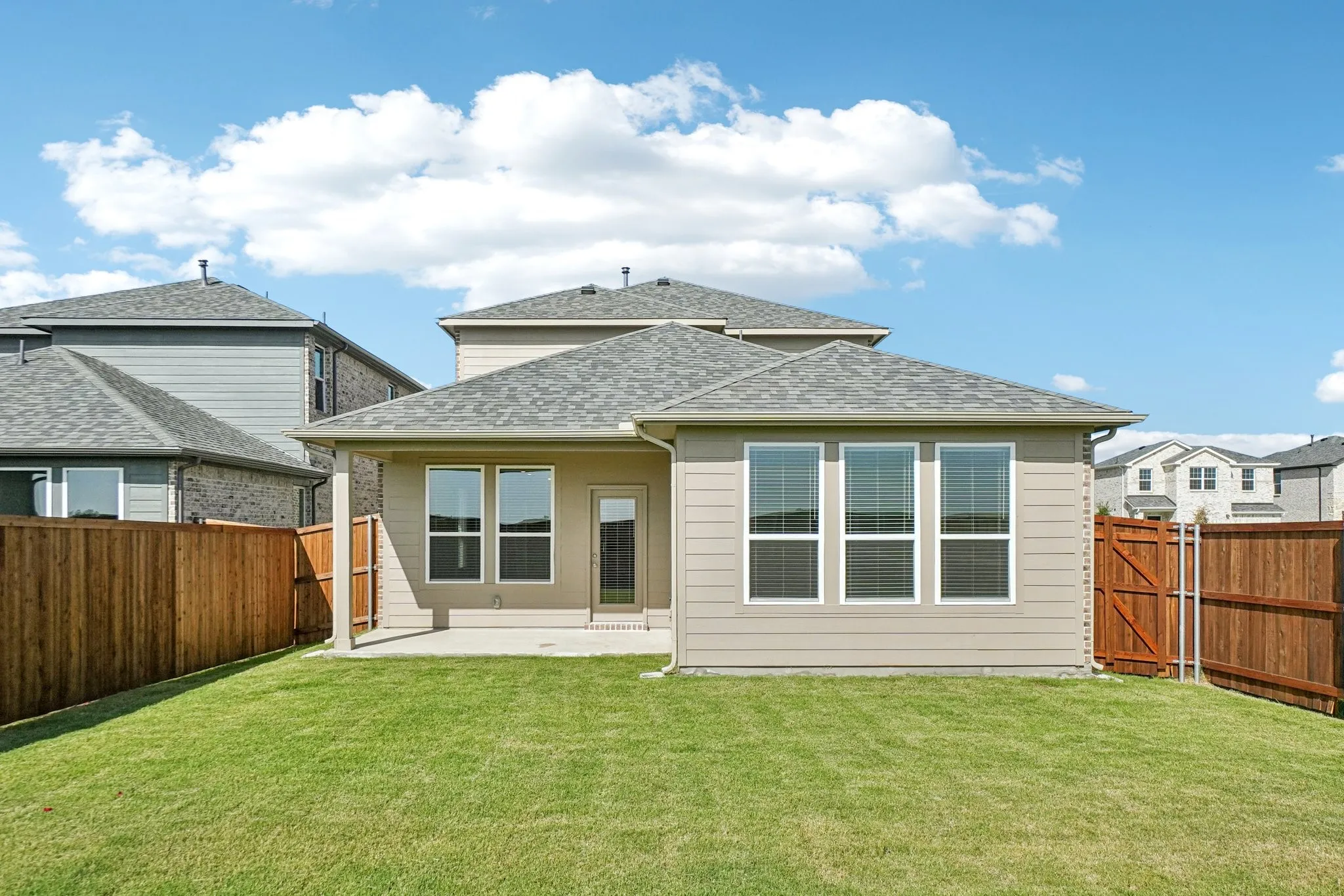 Single Family Residence For Rent in Collin County , 3009 Camilli Cove, Princeton, Texas 75407, 4 Bedroom, 3 Bathroom, 2 Garage spaces, 2,436 Sqft, built in 2025, mls#21387512, Real Estate Agent in Princeton, Homes For Rent in Collin county, Homes For Rent in Princeton, Realtor in Princeton Texas, Real Estate Brokerage Independent Realty Texas, Luminita Cordes Realtor