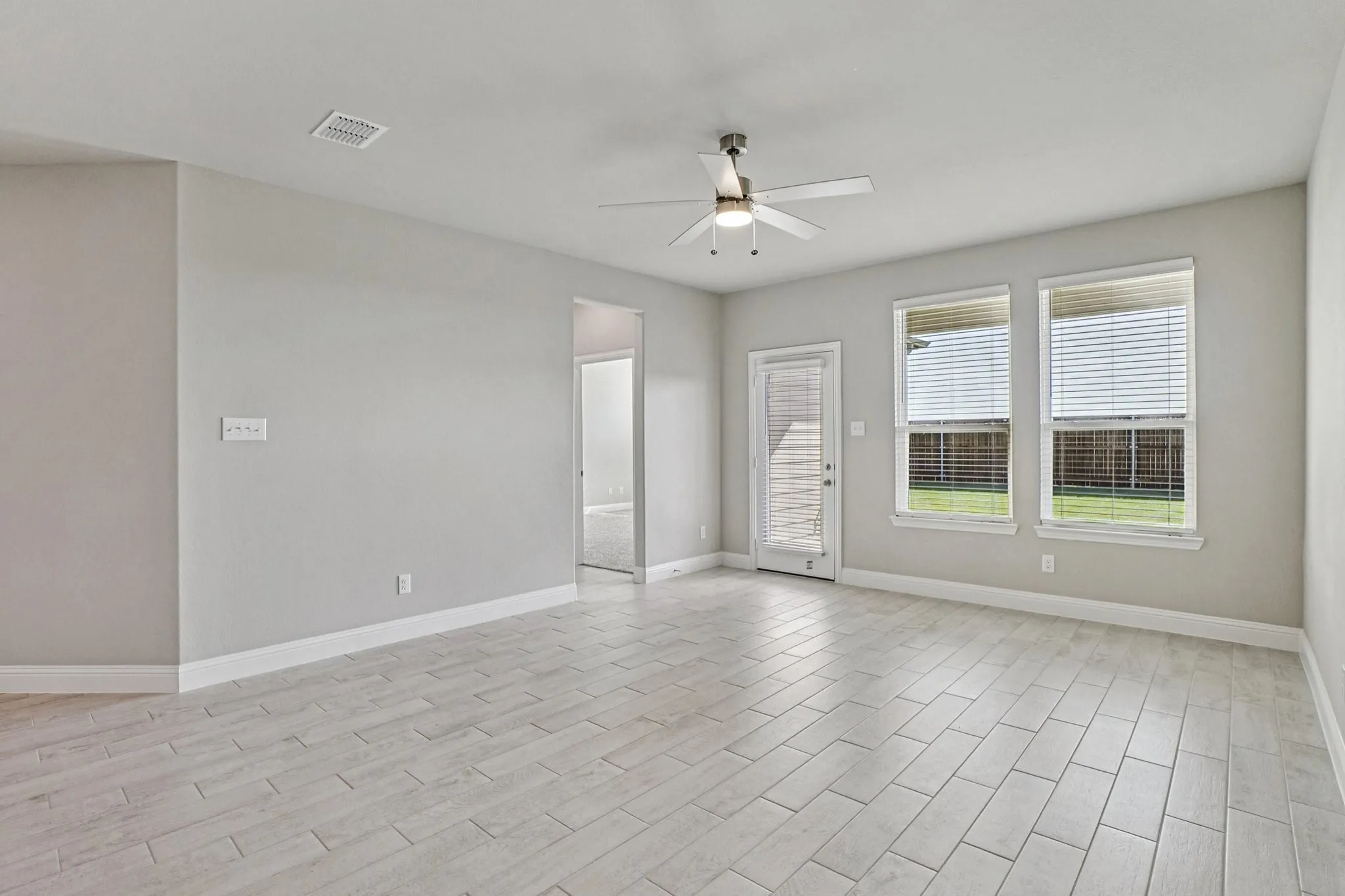 Single Family Residence For Rent in Collin County , 3009 Camilli Cove, Princeton, Texas 75407, 4 Bedroom, 3 Bathroom, 2 Garage spaces, 2,436 Sqft, built in 2025, mls#21387512, Real Estate Agent in Princeton, Homes For Rent in Collin county, Homes For Rent in Princeton, Realtor in Princeton Texas, Real Estate Brokerage Independent Realty Texas, Luminita Cordes Realtor