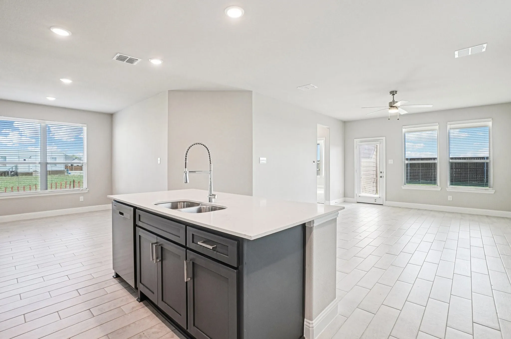 Single Family Residence For Rent in Collin County , 3009 Camilli Cove, Princeton, Texas 75407, 4 Bedroom, 3 Bathroom, 2 Garage spaces, 2,436 Sqft, built in 2025, mls#21387512, Real Estate Agent in Princeton, Homes For Rent in Collin county, Homes For Rent in Princeton, Realtor in Princeton Texas, Real Estate Brokerage Independent Realty Texas, Luminita Cordes Realtor