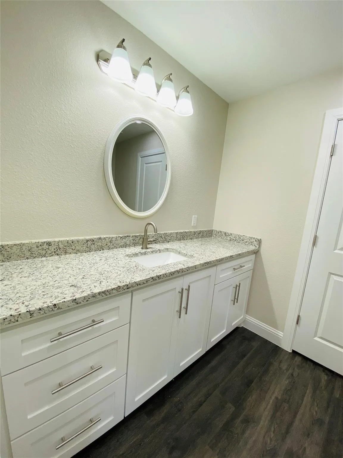 Single Family Residence For Rent in Grayson County , 821 W Nelson Street, Denison, Texas 75020, 3 Bedroom, 2 Bathroom, Garage spaces, 1,279 Sqft, built in 2020, mls#21387517, Real Estate Agent in Denison, Homes For Rent in Grayson county, Homes For Rent in Denison, Realtor in Denison Texas, Real Estate Brokerage Independent Realty Texas, Luminita Cordes Realtor