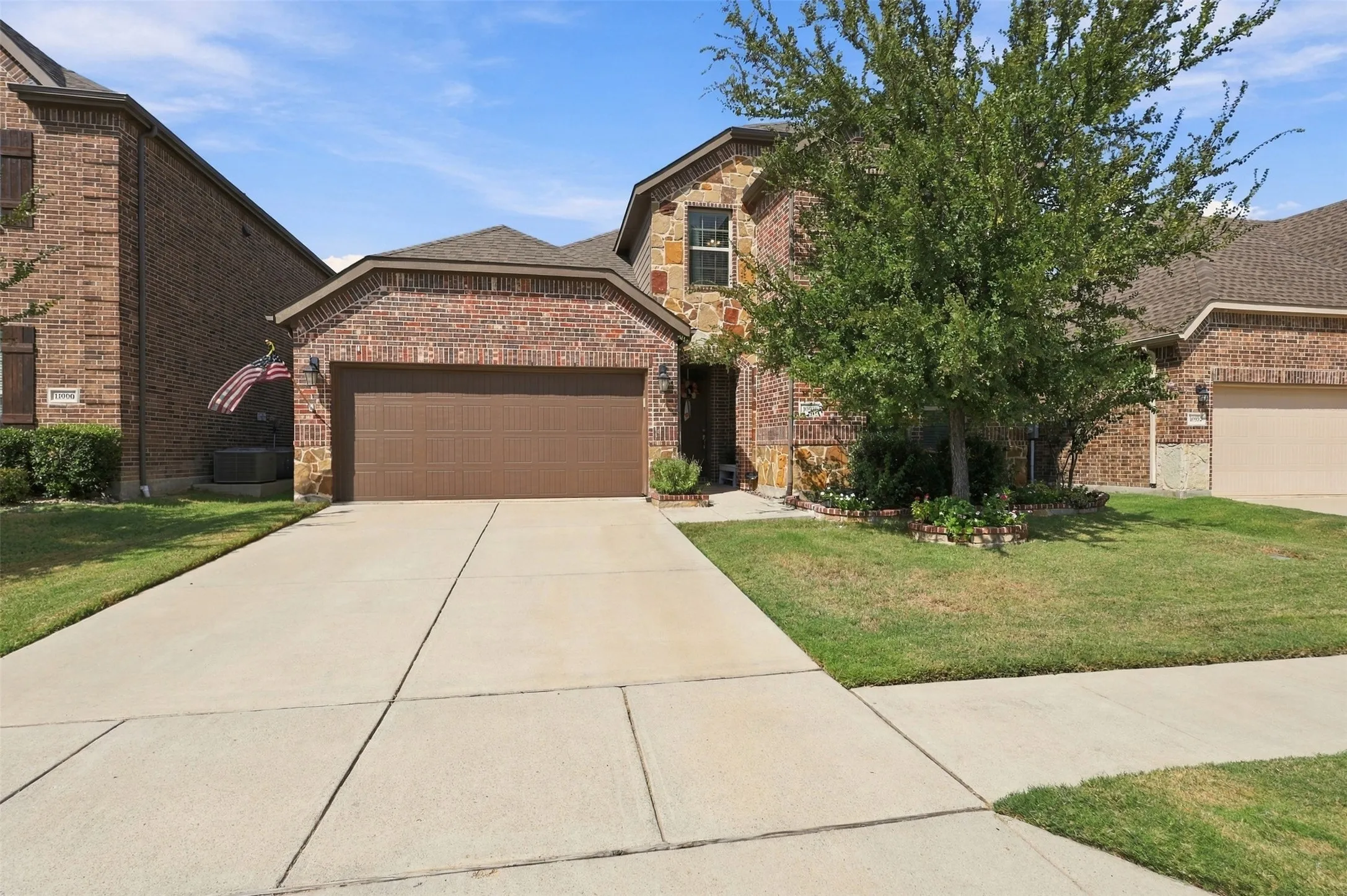 Single Family Residence For Sale in Collin County , 10936 Calvert Place, Mc Kinney, Texas 75071, 4 Bedroom, 3 Bathroom, 2 Garage spaces, 2,202 Sqft, built in 2019, mls#21367169, Real Estate Agent in Mc Kinney, Homes For Sale in Collin county, Homes For Sale in Mc Kinney, Realtor in Mc Kinney Texas, Real Estate Brokerage Independent Realty Texas, Luminita Cordes Realtor