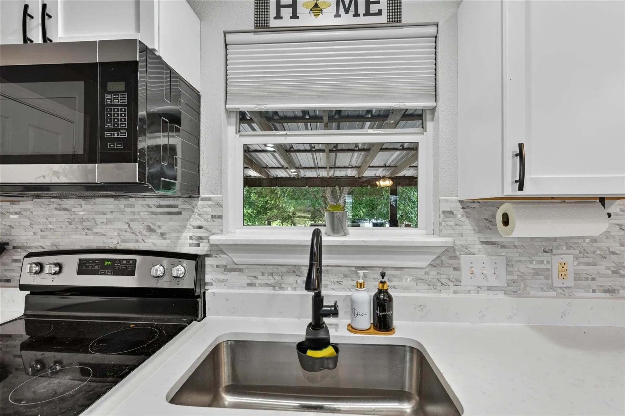 Single Family Residence For Rent in Collin County , 4606 County Road 408, Mc Kinney, Texas 75071, 3 Bedroom, 2 Bathroom, Garage spaces, 1,300 Sqft, built in 2023, mls#21387167, Real Estate Agent in Mc Kinney, Homes For Rent in Collin county, Homes For Rent in Mc Kinney, Realtor in Mc Kinney Texas, Real Estate Brokerage Independent Realty Texas, Luminita Cordes Realtor