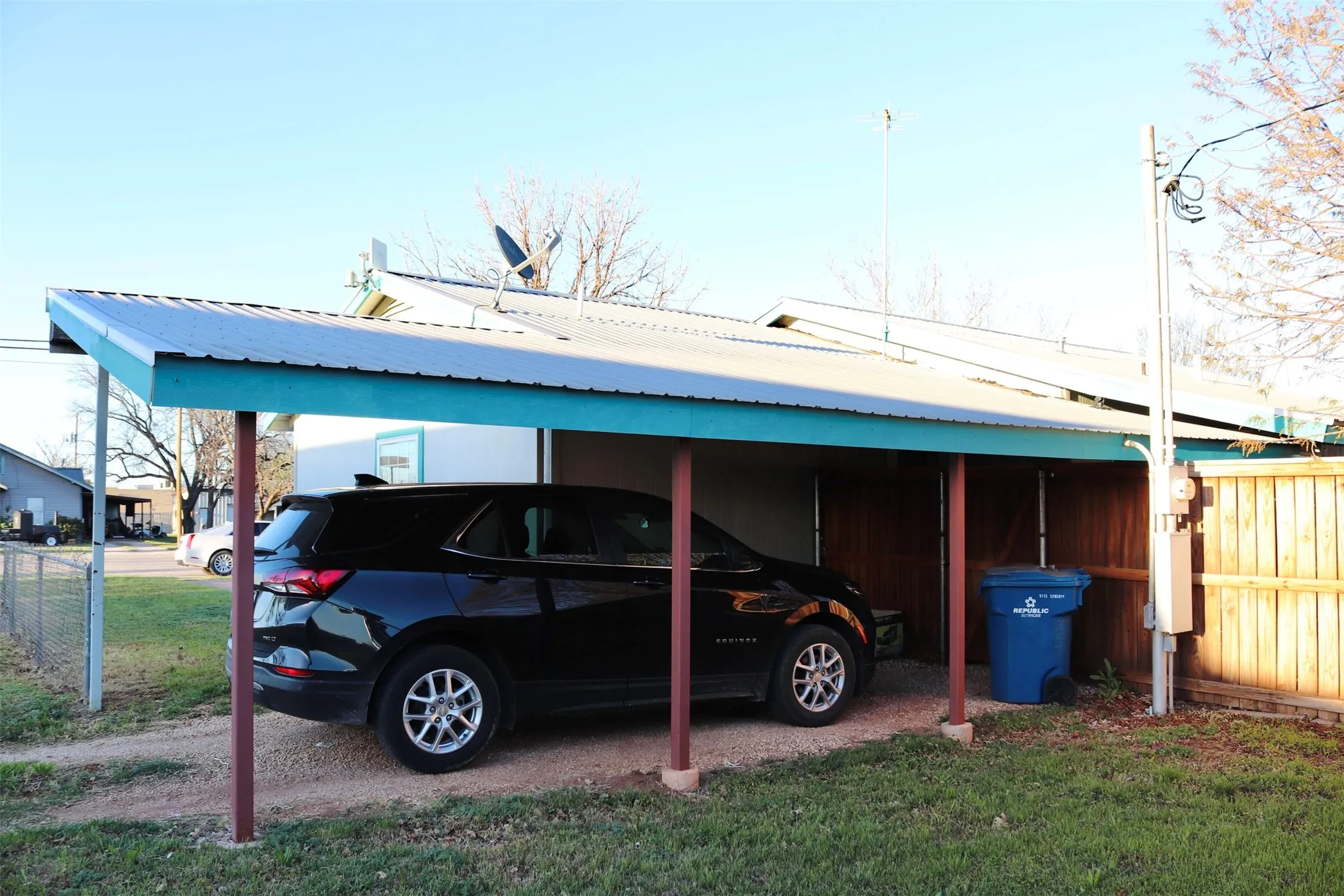 Single Family Residence For Sale in Runnels County , 109 Novice Road, Winters, Texas 79567, 3 Bedroom, 2 Bathroom, Garage spaces, 1,220 Sqft, built in 1953, mls#21386816, Real Estate Agent in Winters, Homes For Sale in Runnels county, Homes For Sale in Winters, Realtor in Winters Texas, Real Estate Brokerage Independent Realty Texas, Luminita Cordes Realtor