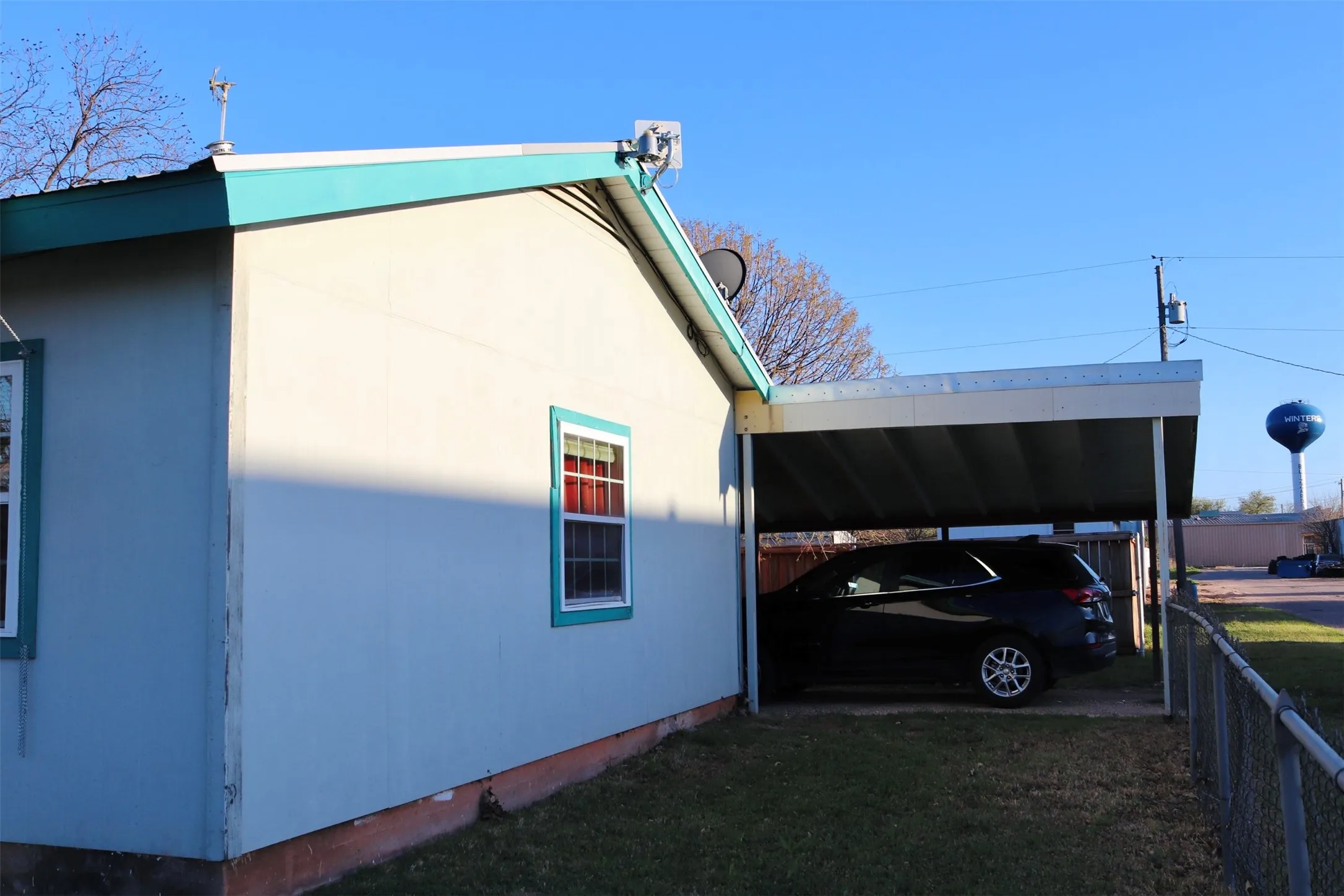 Single Family Residence For Sale in Runnels County , 109 Novice Road, Winters, Texas 79567, 3 Bedroom, 2 Bathroom, Garage spaces, 1,220 Sqft, built in 1953, mls#21386816, Real Estate Agent in Winters, Homes For Sale in Runnels county, Homes For Sale in Winters, Realtor in Winters Texas, Real Estate Brokerage Independent Realty Texas, Luminita Cordes Realtor