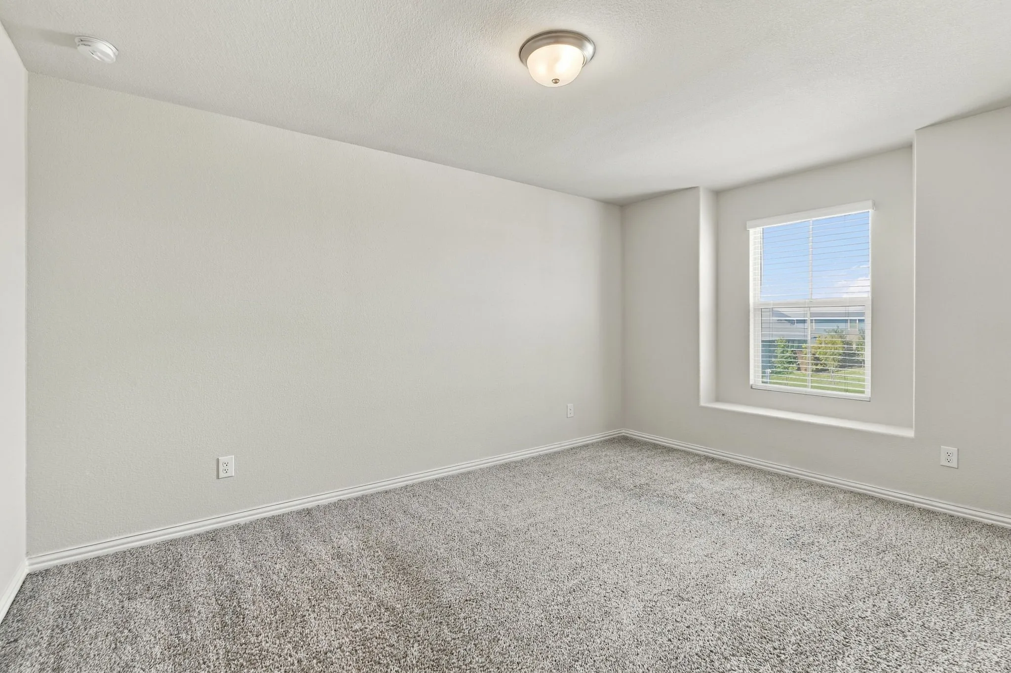 Single Family Residence For Rent in Kaufman County , 1801 Ash Oak Lane, Forney, Texas 75126, 4 Bedroom, 3 Bathroom, 2 Garage spaces, 2,250 Sqft, built in 2022, mls#21387520, Real Estate Agent in Forney, Homes For Rent in Kaufman county, Homes For Rent in Forney, Realtor in Forney Texas, Real Estate Brokerage Independent Realty Texas, Luminita Cordes Realtor