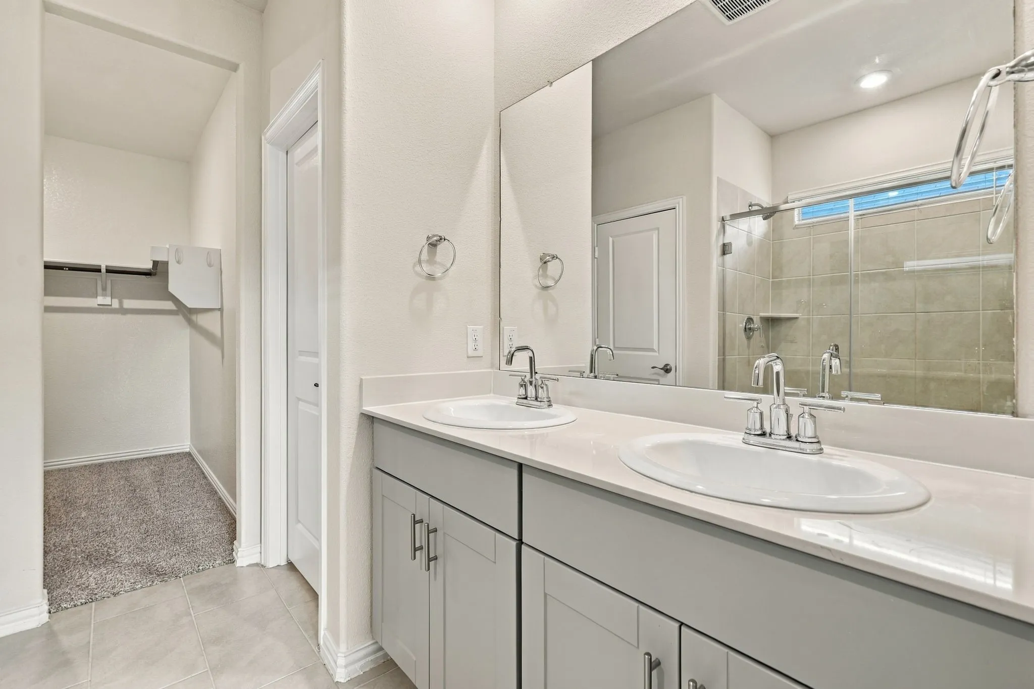 Single Family Residence For Rent in Kaufman County , 1801 Ash Oak Lane, Forney, Texas 75126, 4 Bedroom, 3 Bathroom, 2 Garage spaces, 2,250 Sqft, built in 2022, mls#21387520, Real Estate Agent in Forney, Homes For Rent in Kaufman county, Homes For Rent in Forney, Realtor in Forney Texas, Real Estate Brokerage Independent Realty Texas, Luminita Cordes Realtor