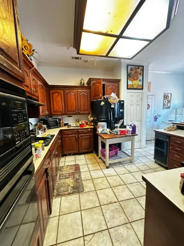 Single Family Residence For Sale in Kaufman County , 7276 Havenridge Lane, Kaufman, Texas 75142, 3 Bedroom, 3 Bathroom, 1 Garage spaces, 3,124 Sqft, built in 1997, mls#21382272, Real Estate Agent in Kaufman, Homes For Sale in Kaufman county, Homes For Sale in Kaufman, Realtor in Kaufman Texas, Real Estate Brokerage Independent Realty Texas, Luminita Cordes Realtor