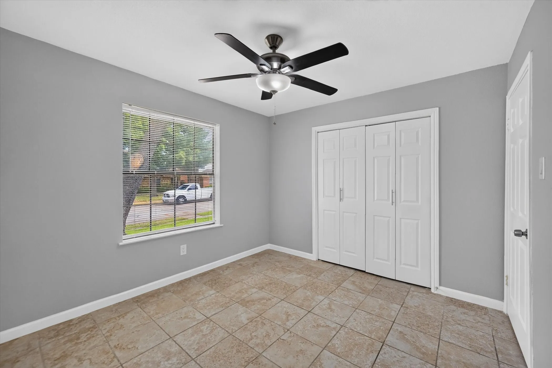 Single Family Residence For Sale in Denton County , 1618 San Francisco Street, Carrollton, Texas 75007, 3 Bedroom, 2 Bathroom, 2 Garage spaces, 1,963 Sqft, built in 1985, mls#21383761, Real Estate Agent in Carrollton, Homes For Sale in Denton county, Homes For Sale in Carrollton, Realtor in Carrollton Texas, Real Estate Brokerage Independent Realty Texas, Luminita Cordes Realtor